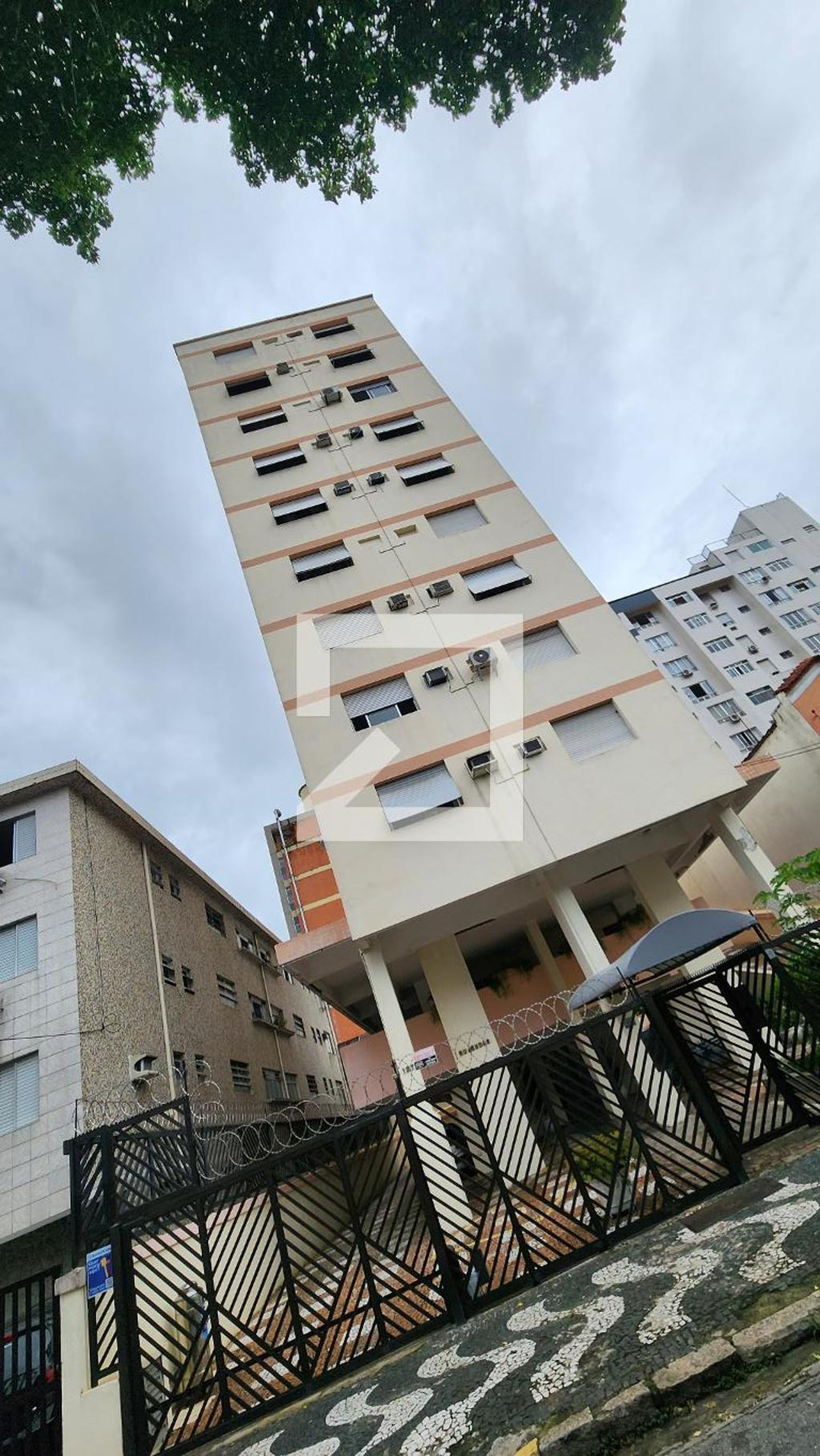 Fachada do Prédio Condomínio em Rua Duque de Caxias, 137