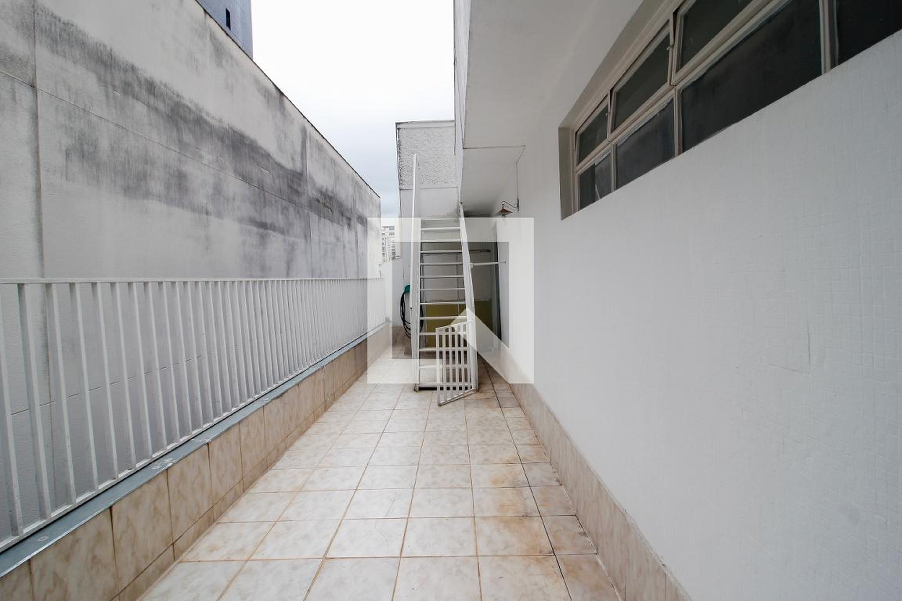 Área Externa Condomínio em Rua dos Timbiras, 1929