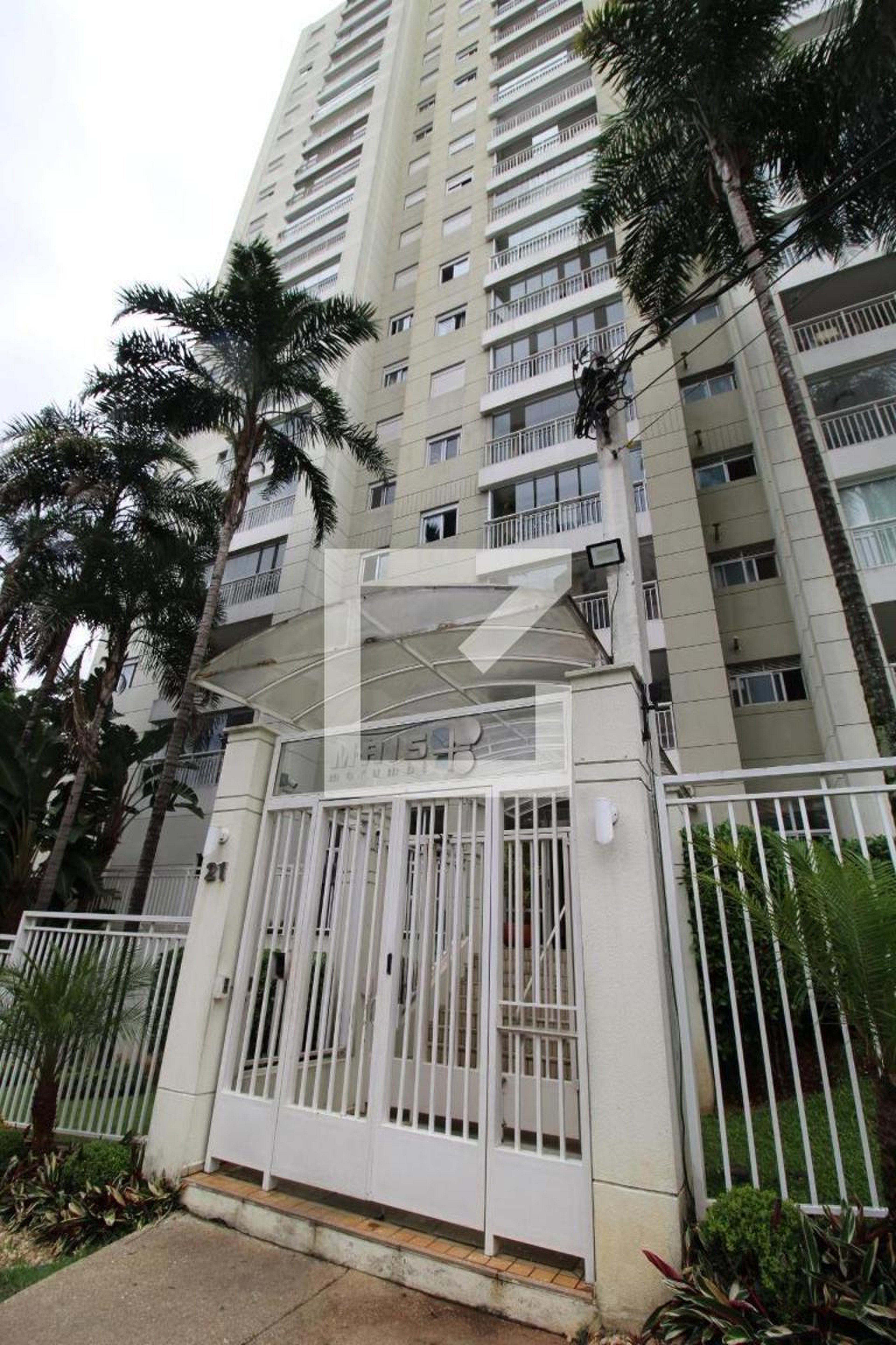 Fachada do Prédio Condomínio em Rua Catuti, 20