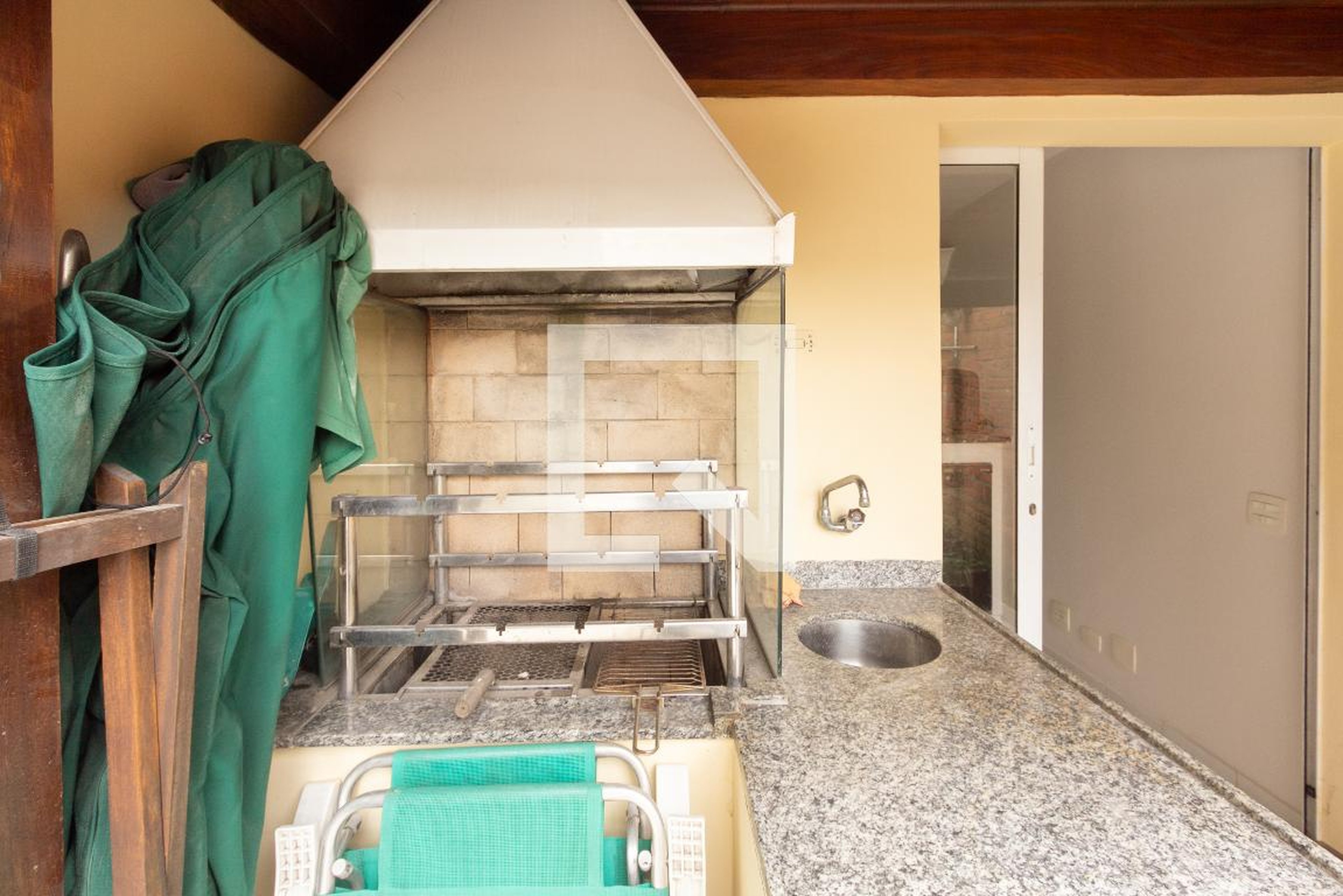 Churrasqueira - Edificio Miami Queen