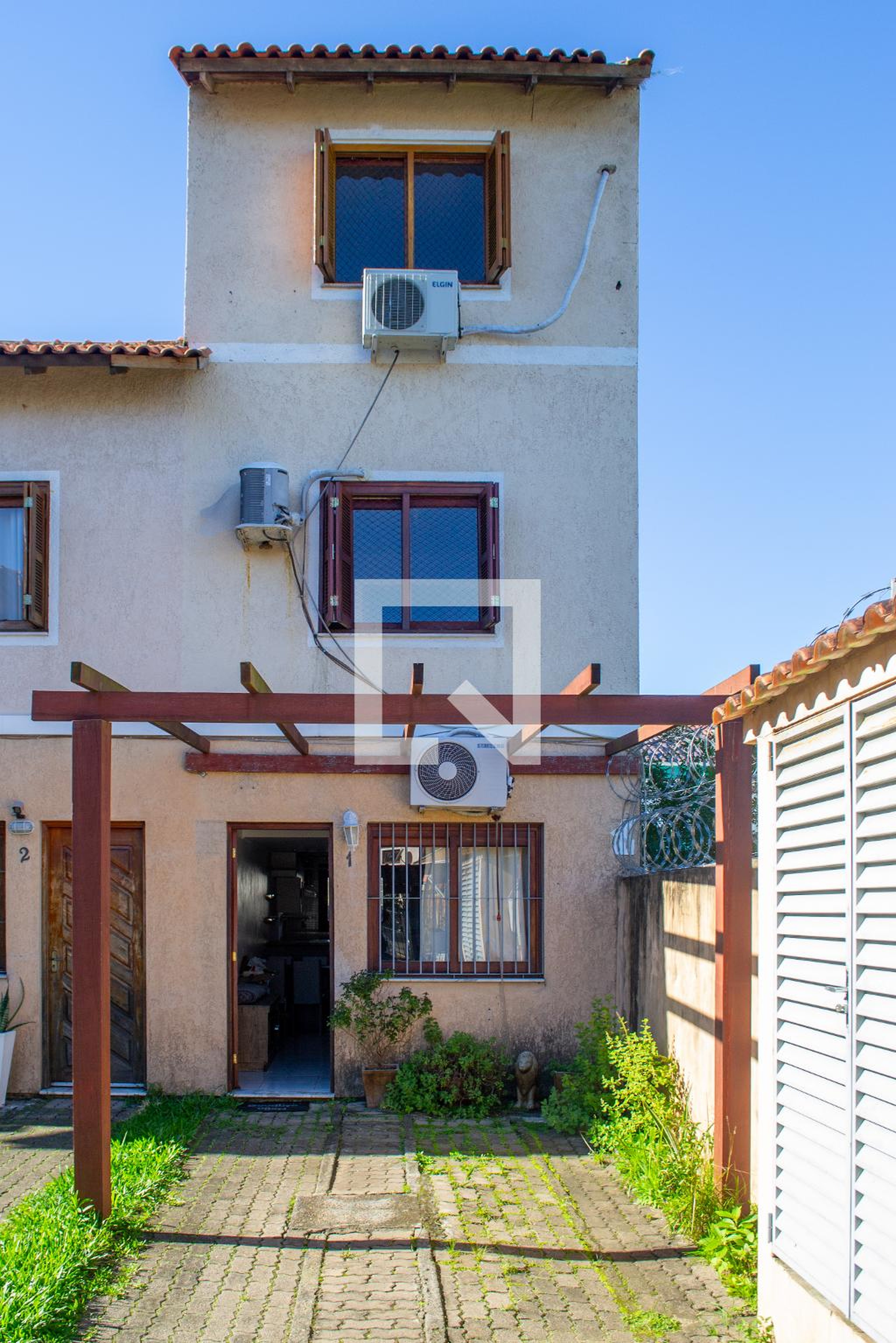 Fachada Condomínio em Rua Hilário Gonçalves Pinha, 120