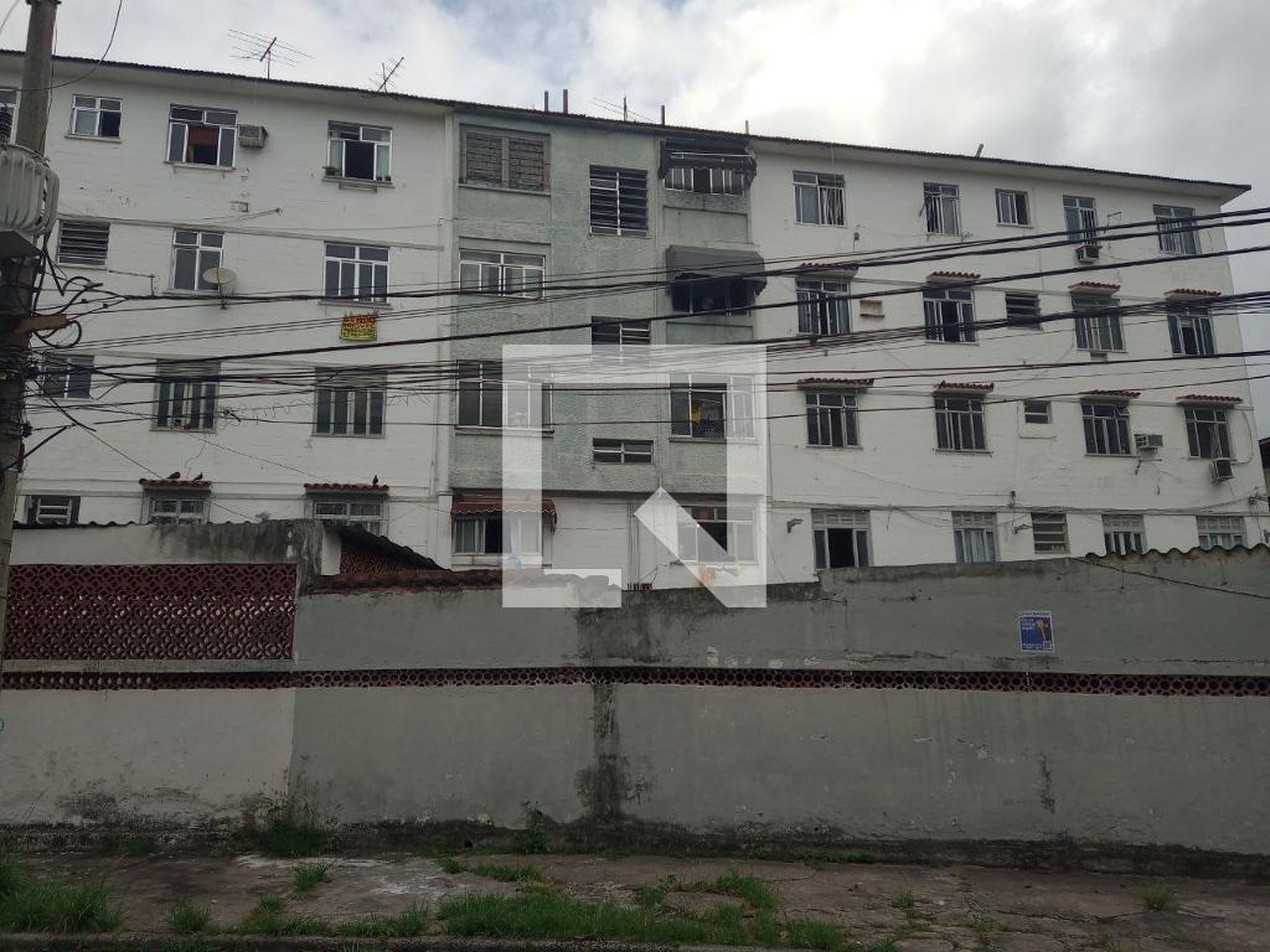 Fachada Condomínio em Rua Figueira da Foz, 82