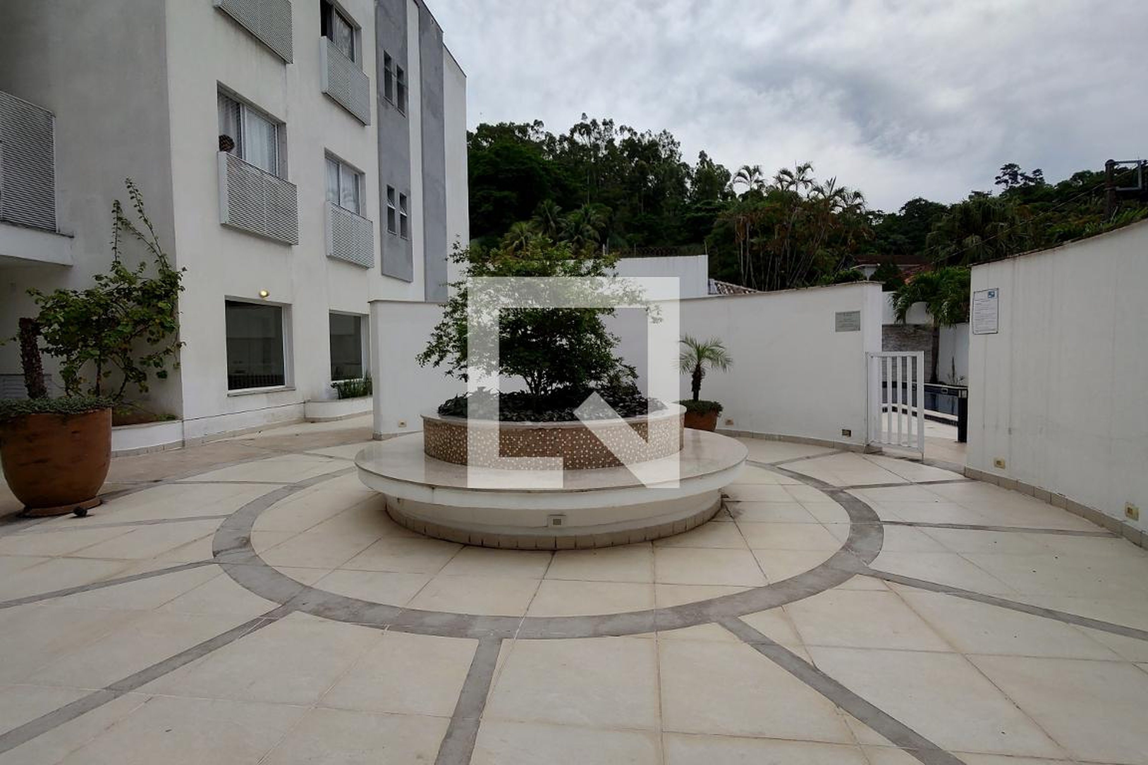 Fachada Condomínio Villa Módena