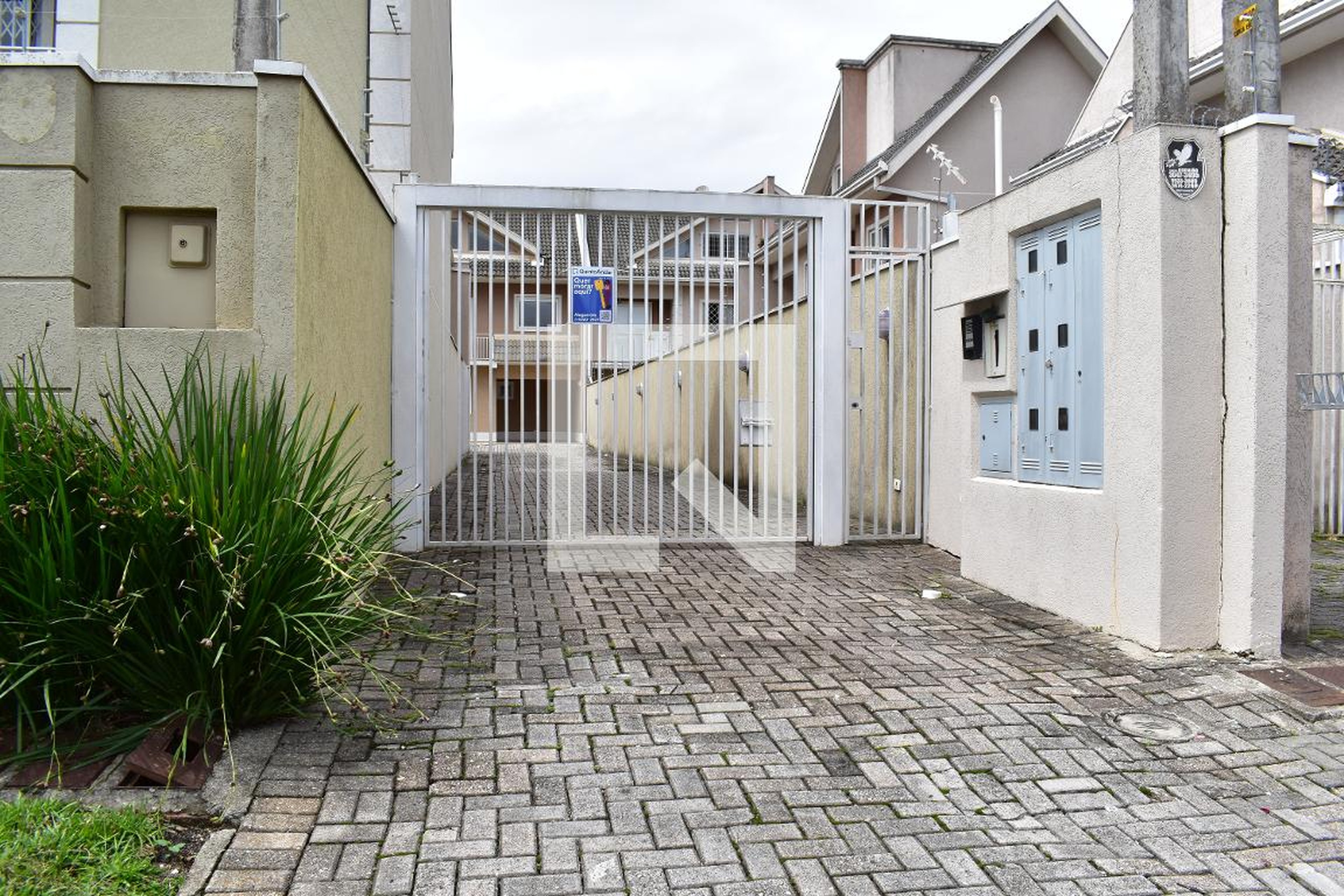 Fachada do condomínio Condomínio em Rua Angelina Braga Cortezzi, 181