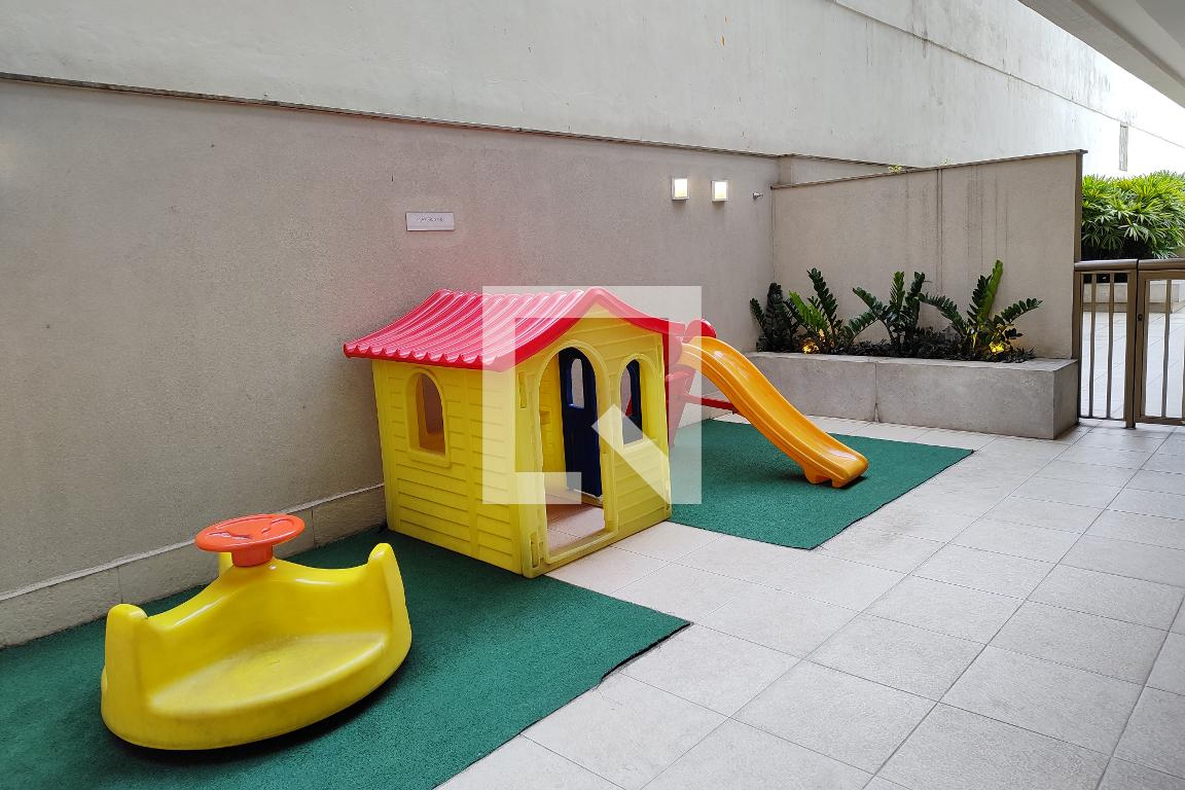 Brinquedoteca - Nóbrega 100