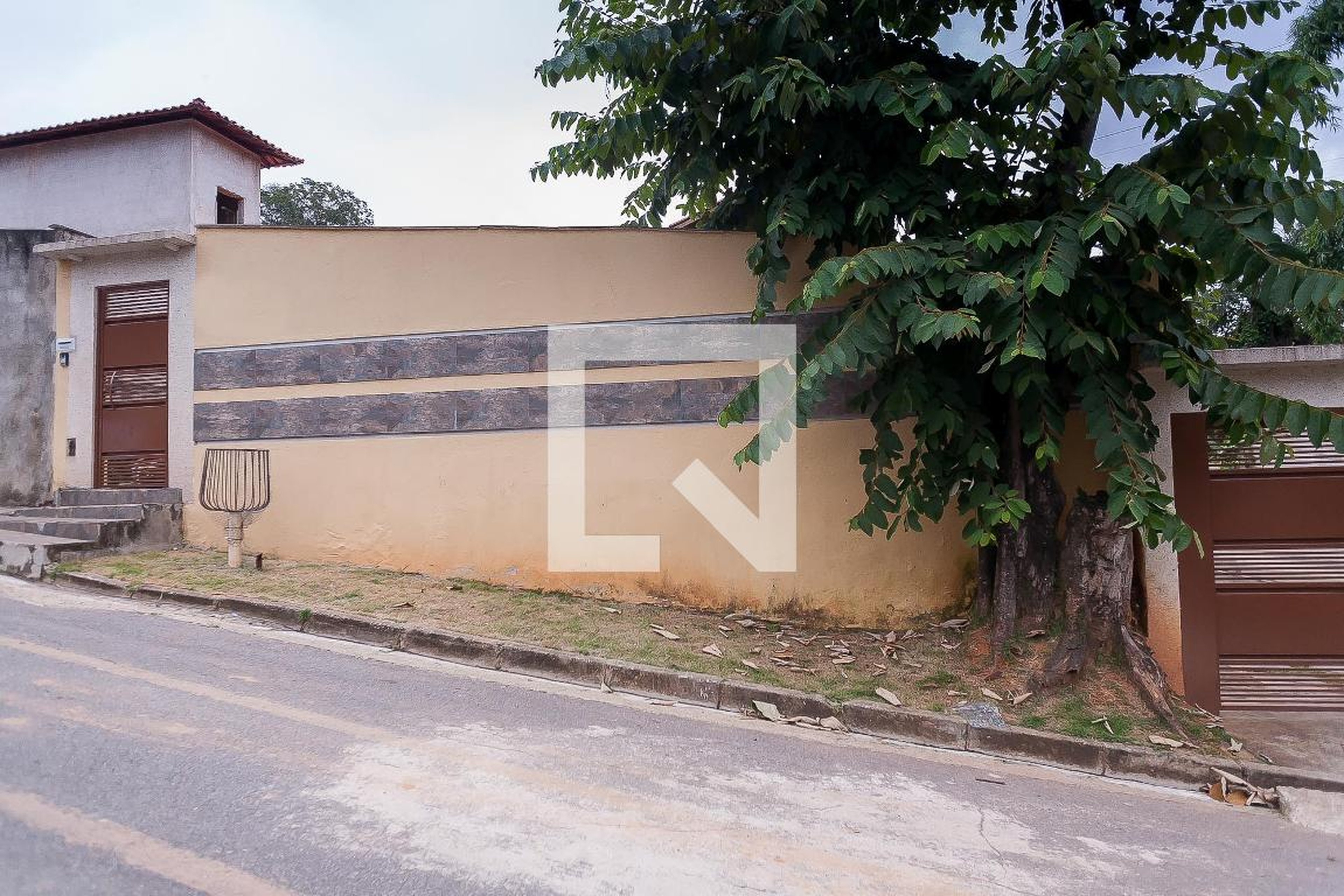 Fachada Condomínio em Rua Santa Filomena, 160