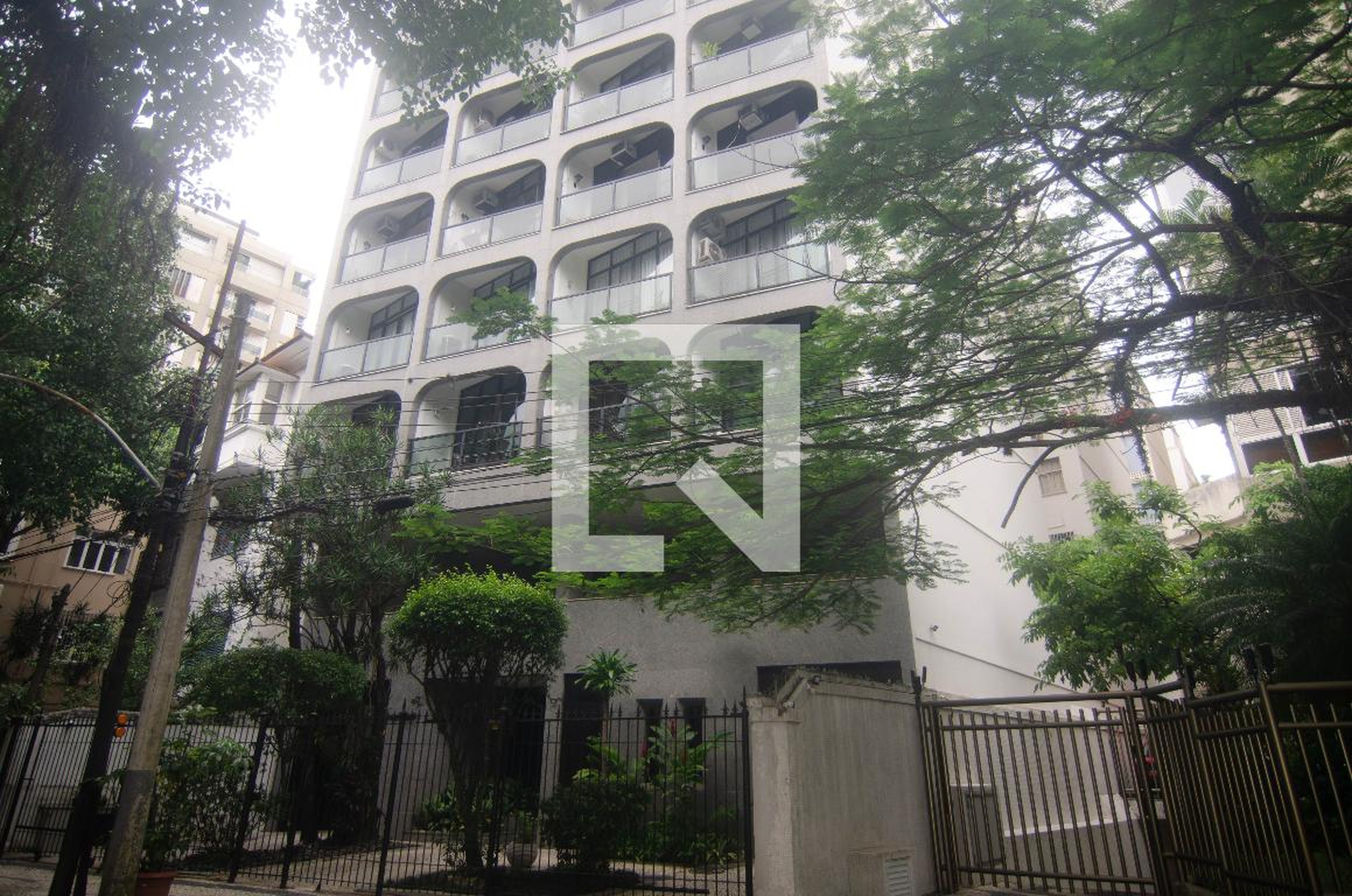 Fachada do Prédio Condomínio em Avenida Visconde de Albuquerque, 348