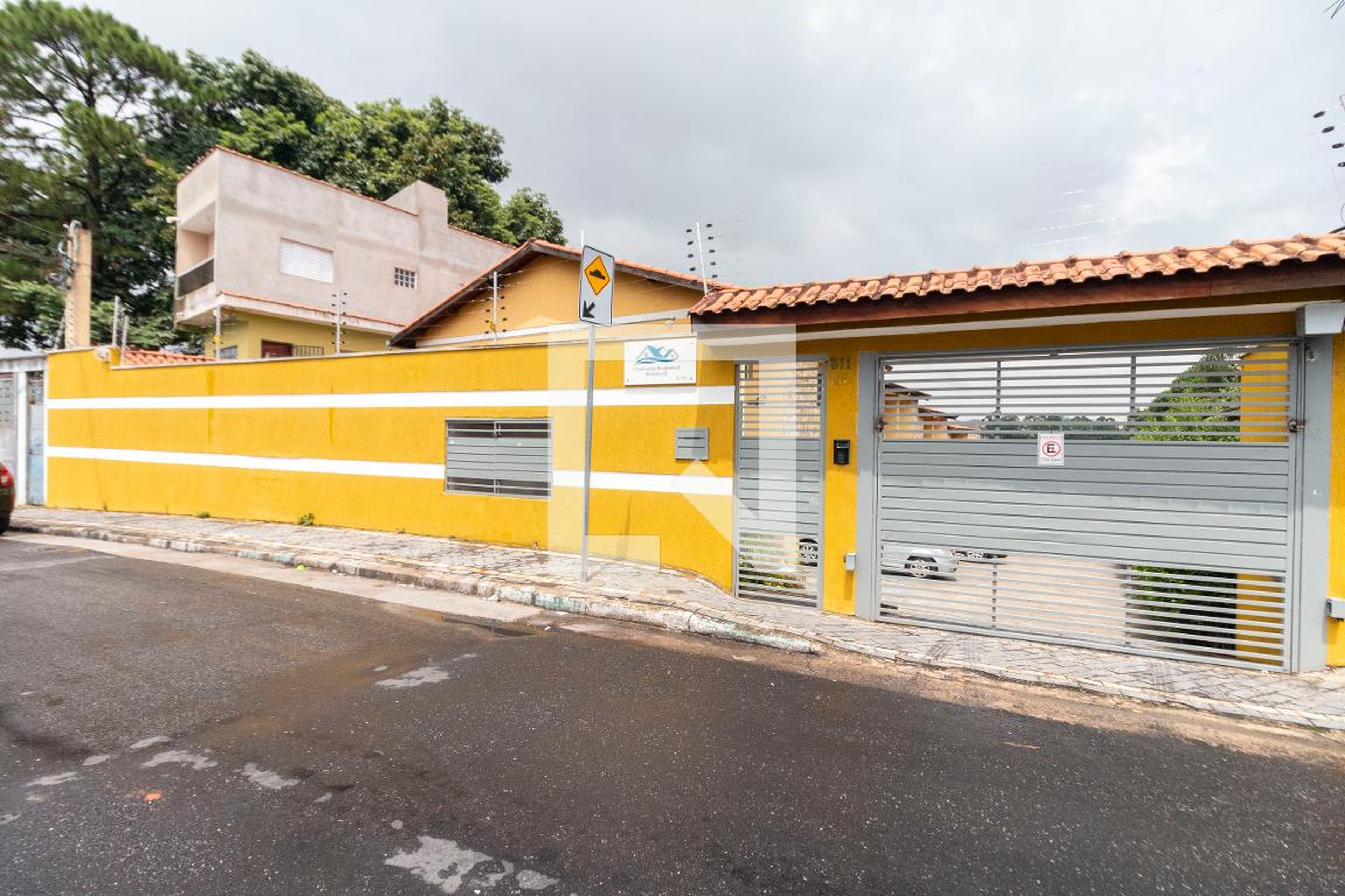 Fachada Condomínio em Rua Francisco Alarico Bérgamo, 311