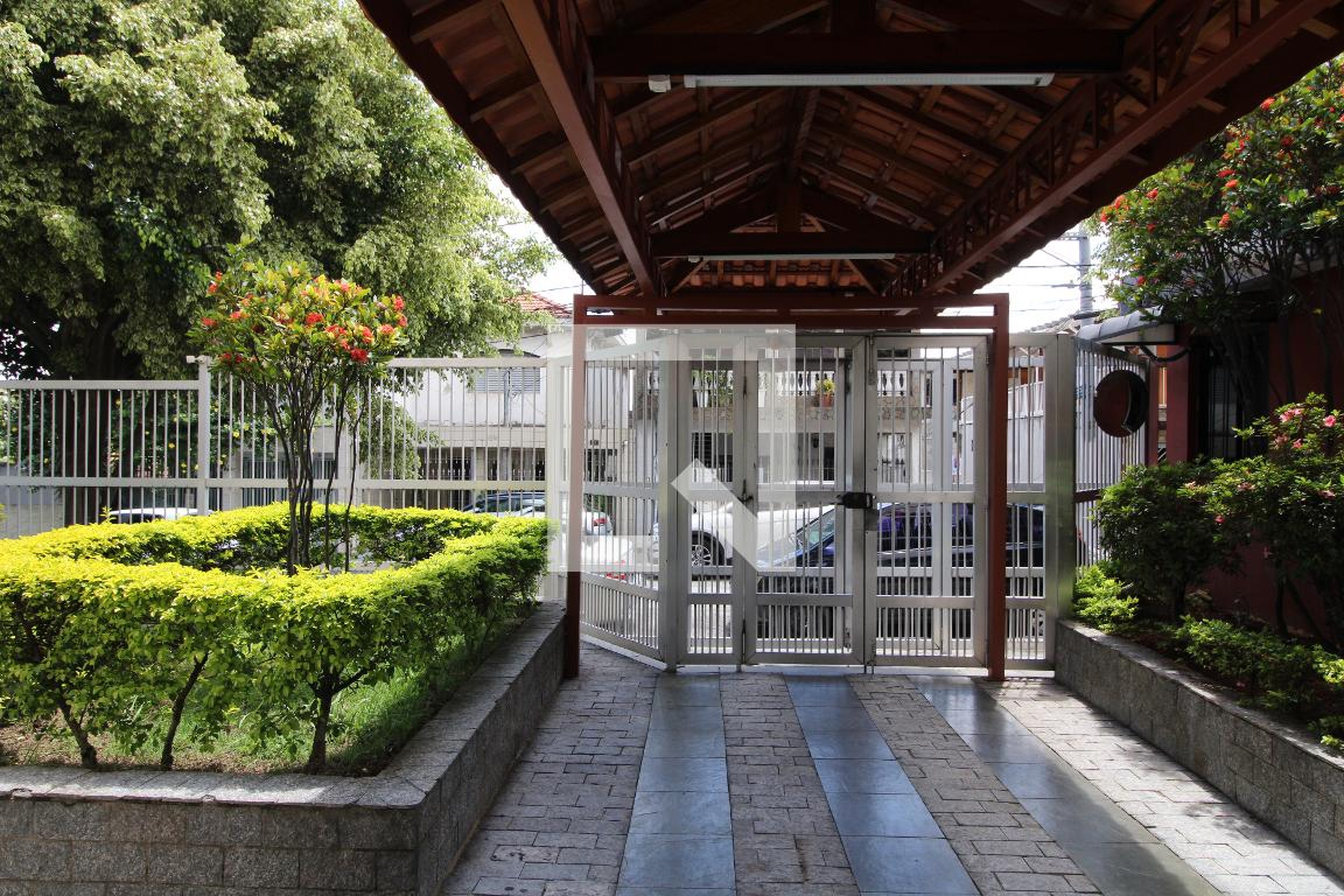 Entrada - Edifício Daniella