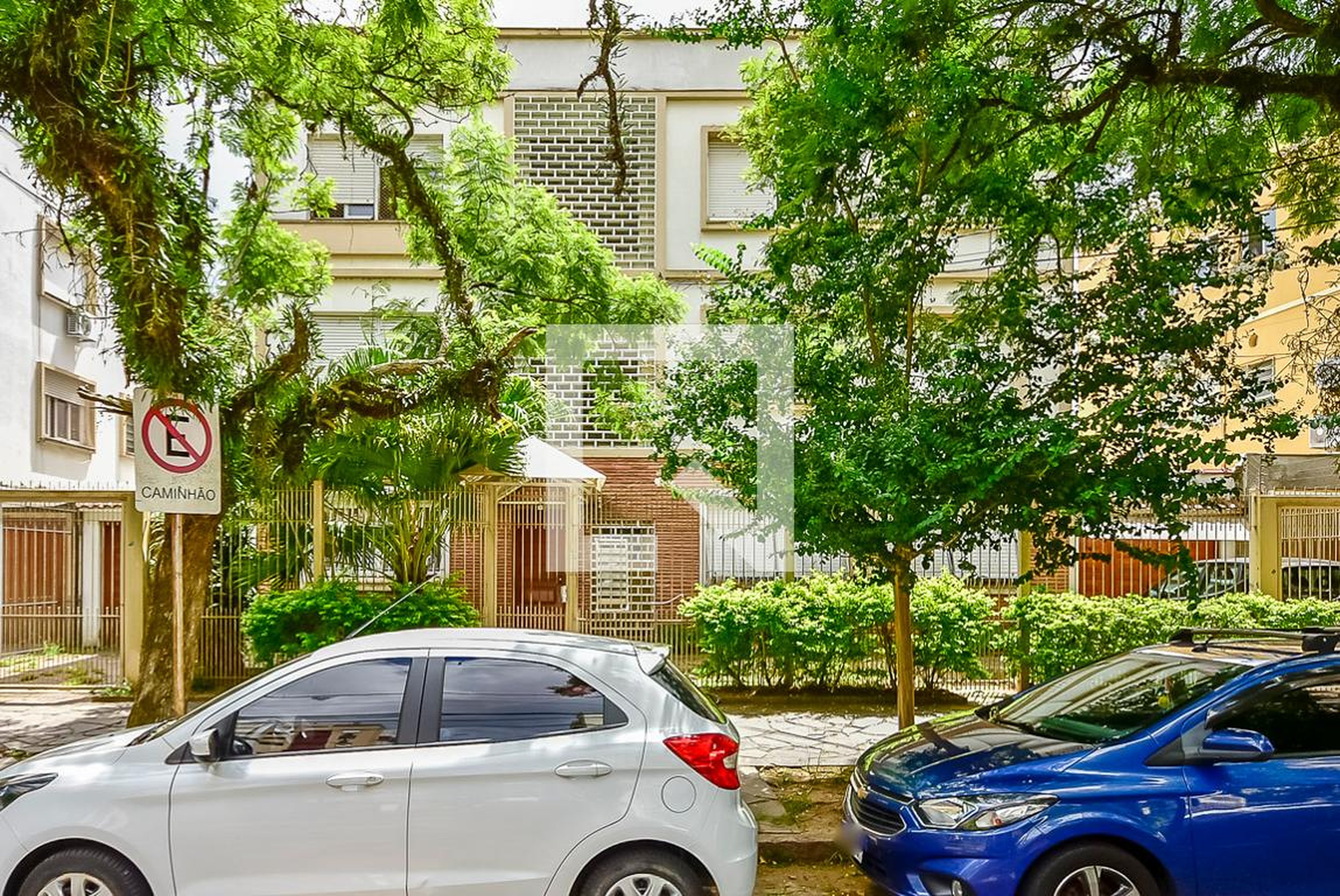 Fachada Condomínio em Avenida Ganzo, 692