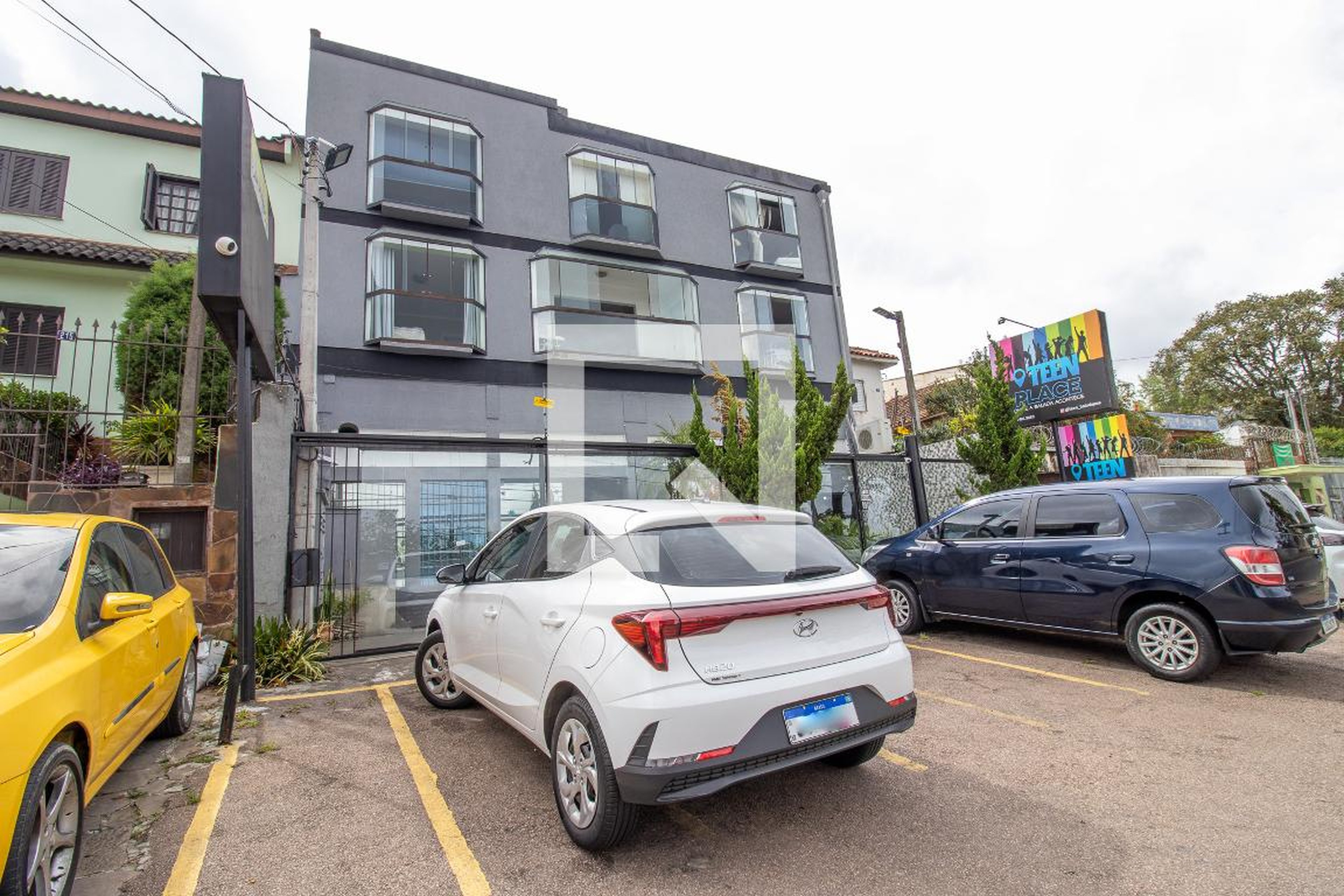 Fachada do Prédio Condomínio em Avenida Saturnino de Brito, 203