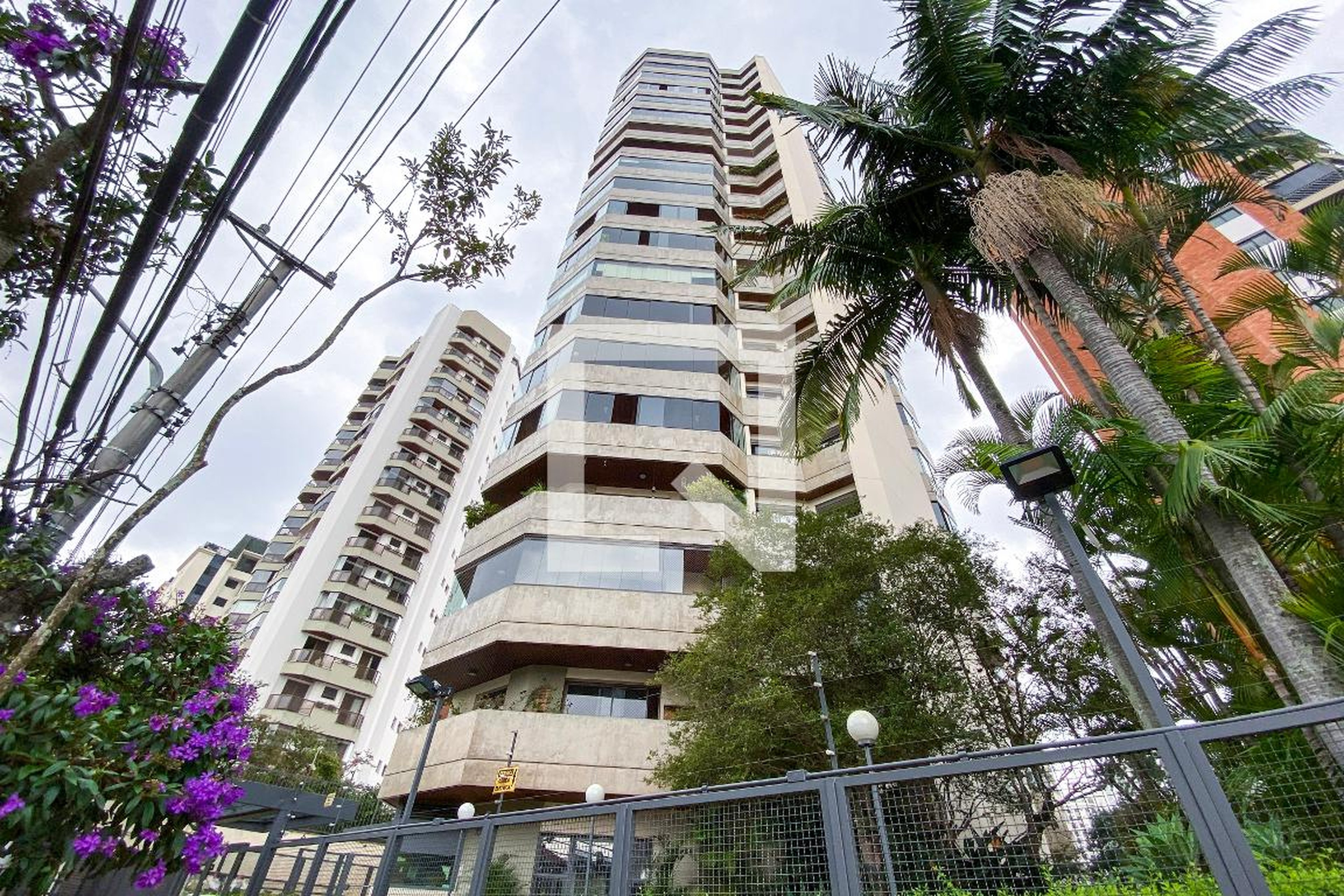 Fachada Condomínio Castel San Marino