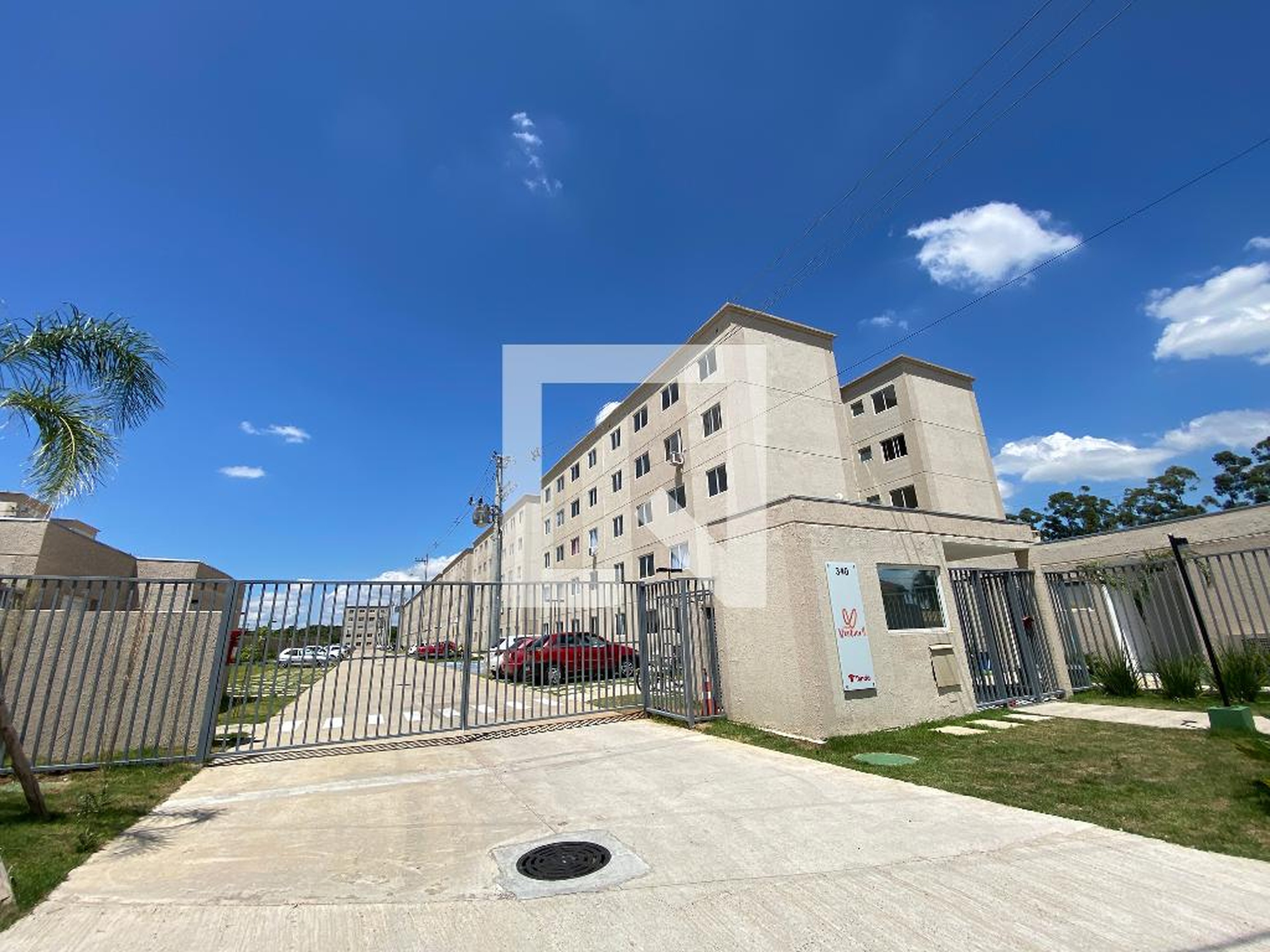 Fachada Condomínio em Rua Antônio Lourenço Rosa, 340