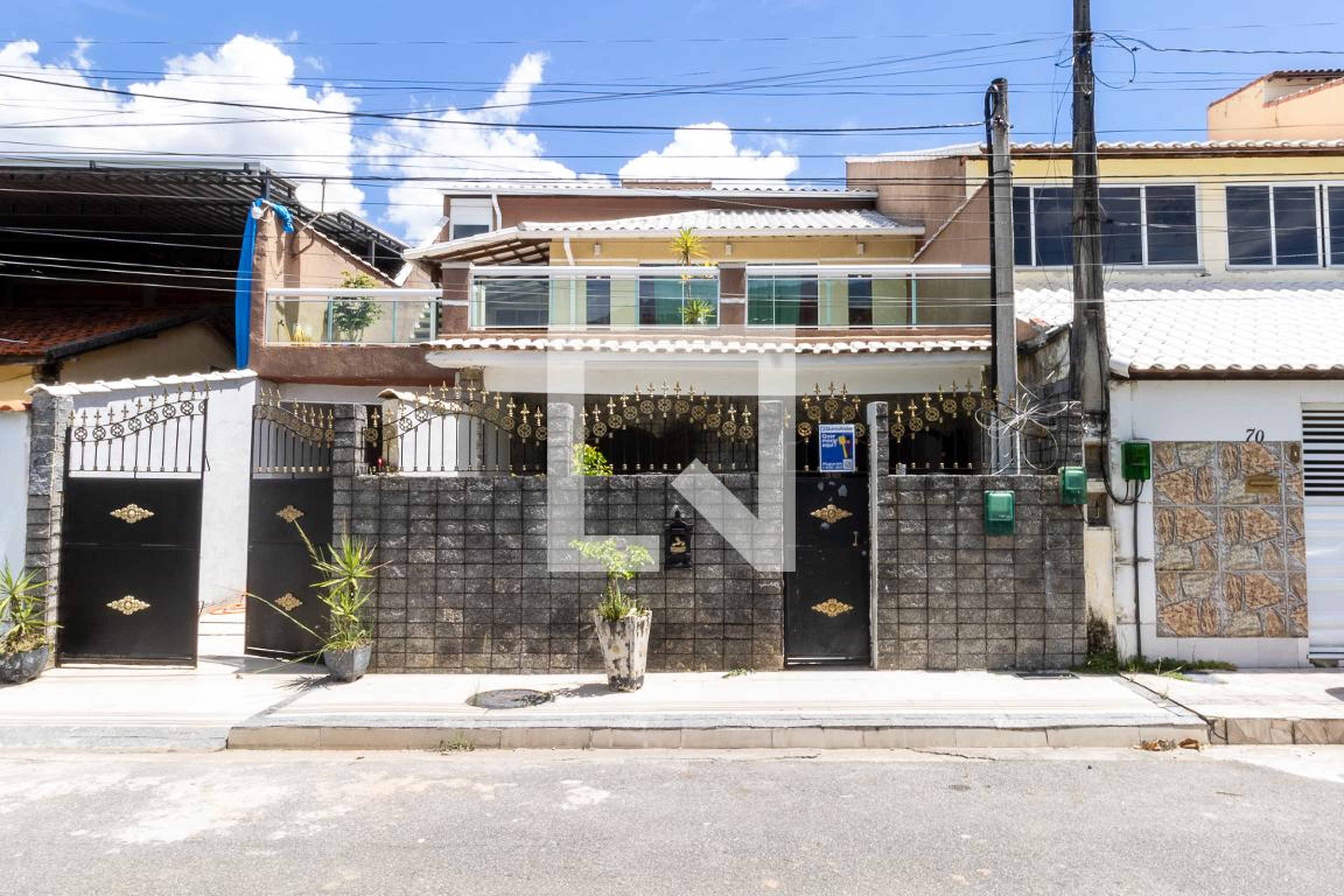 Fachada Condomínio em Praça Jurandy Ferreira da Silva, 80