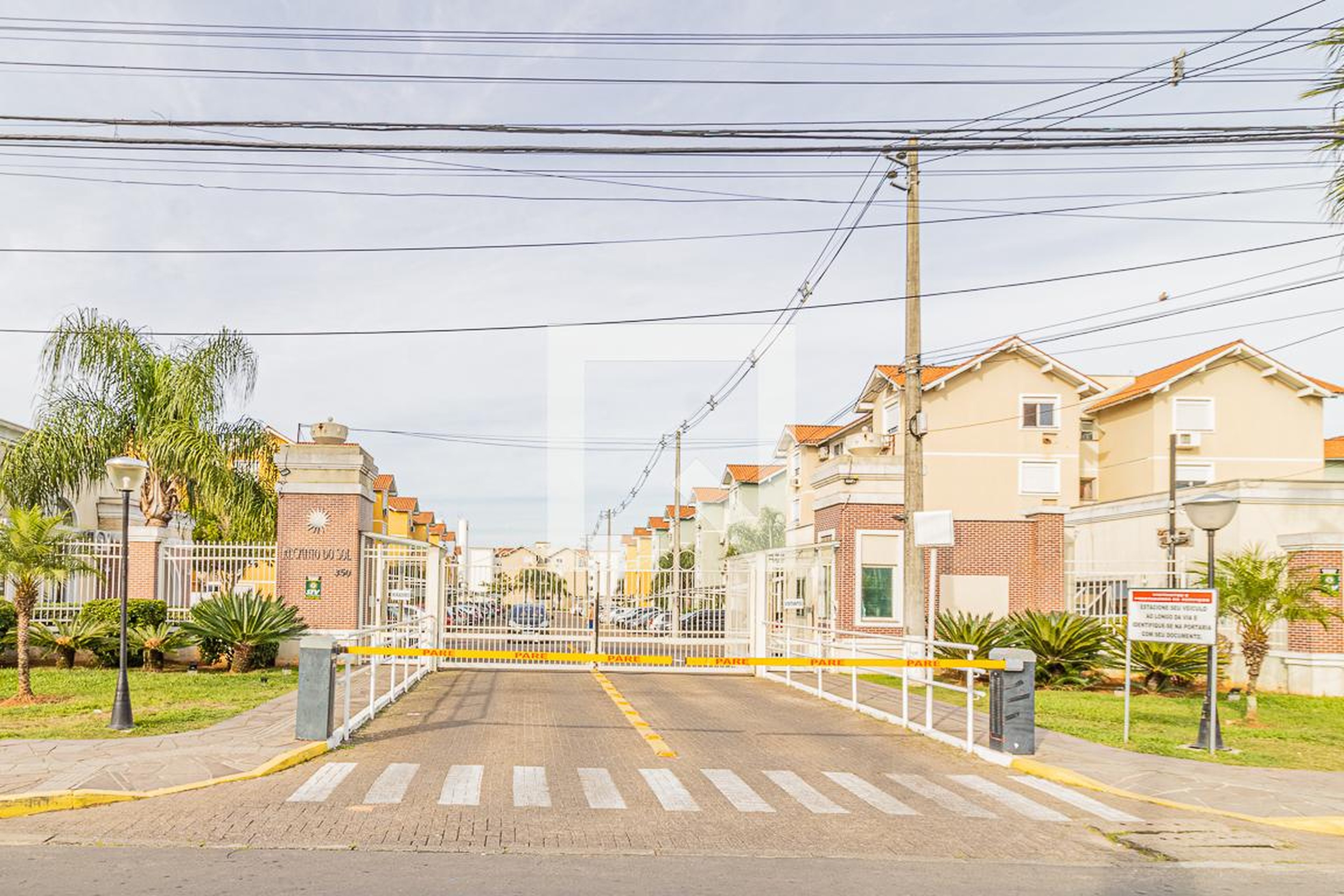 Fachada do condomínio Residencial Recanto do Sol