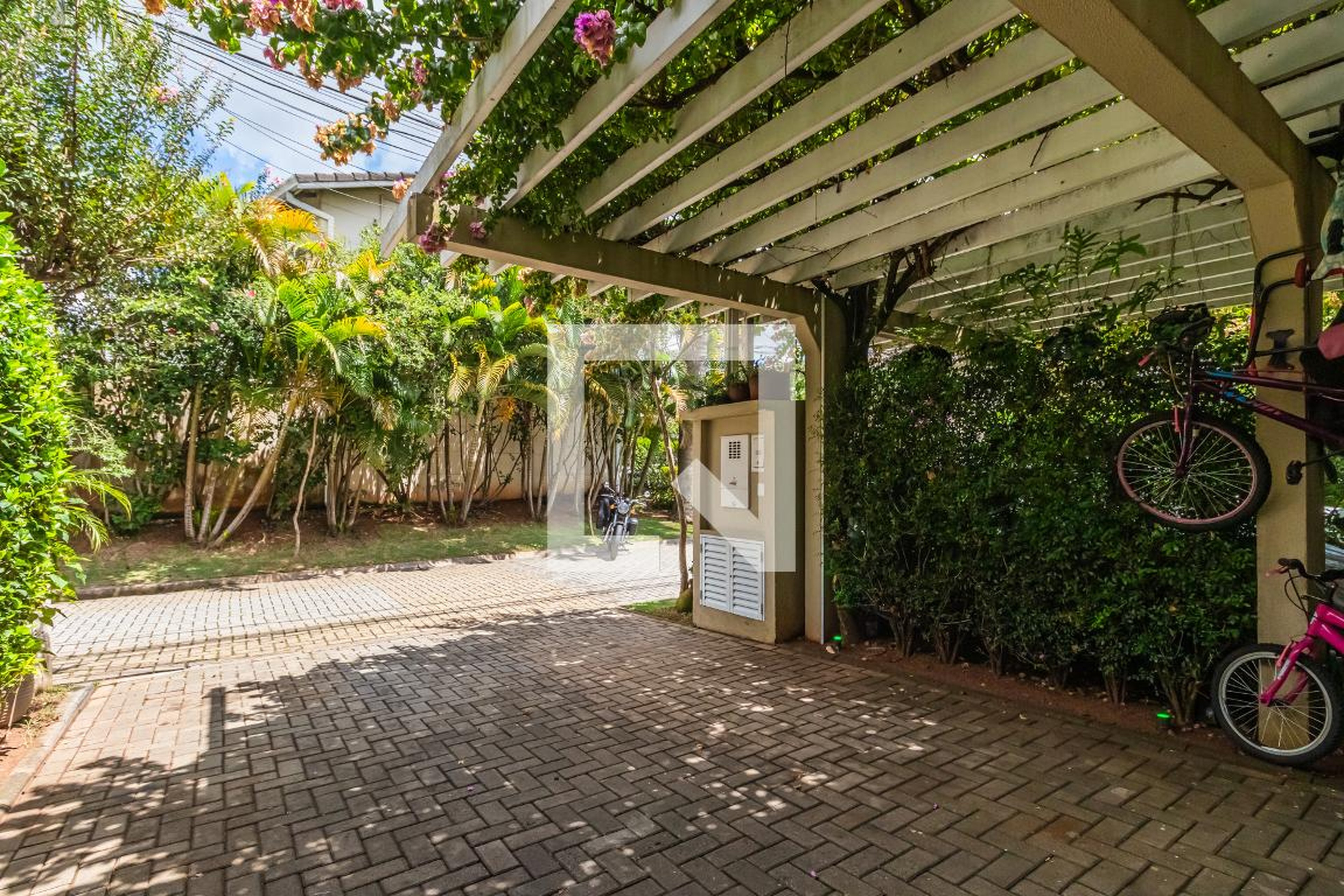 Fachada Condomínio em Rua Mar Vermelho, 915