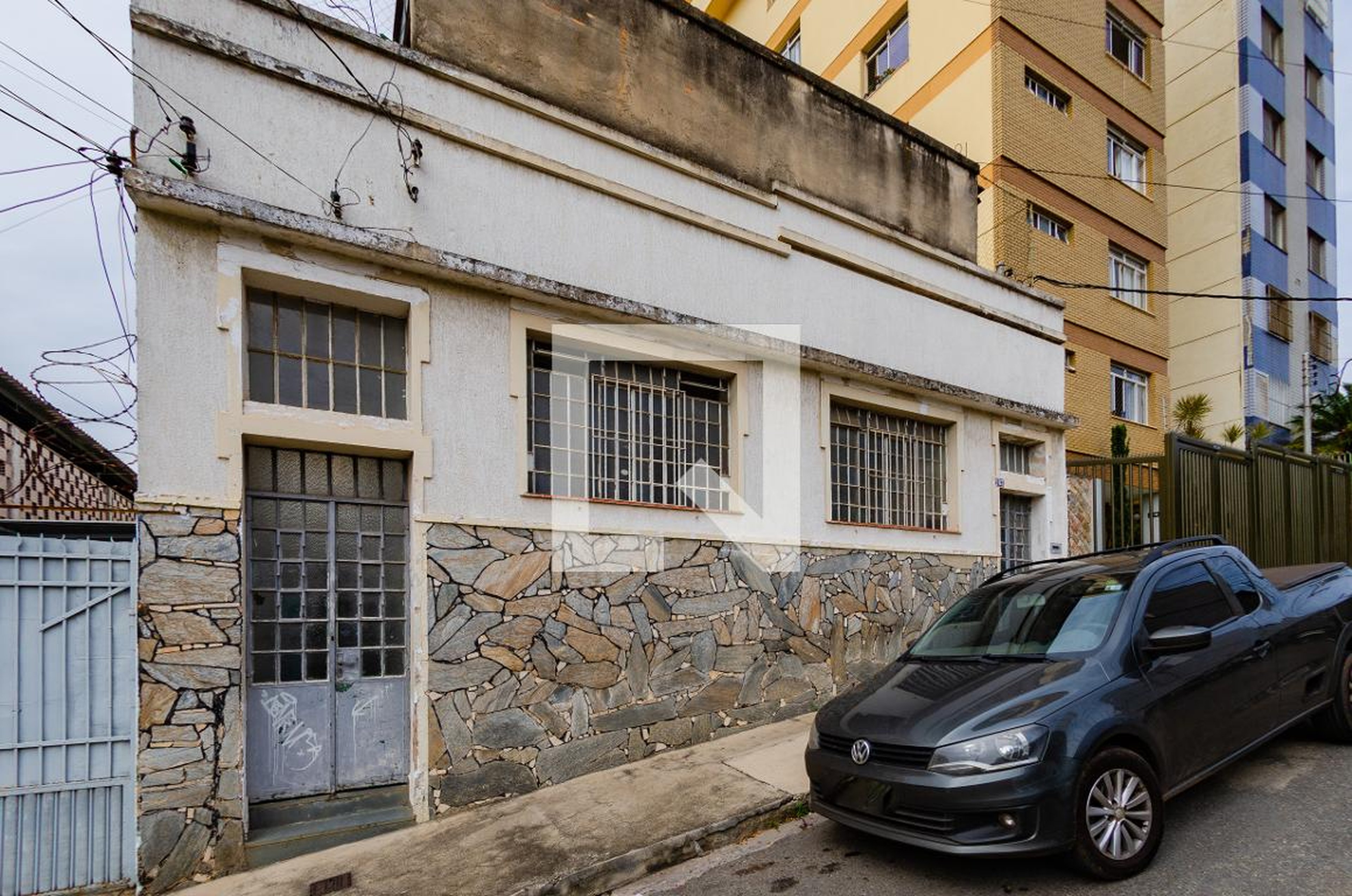 Fachada Condomínio em Rua Bogari, 185