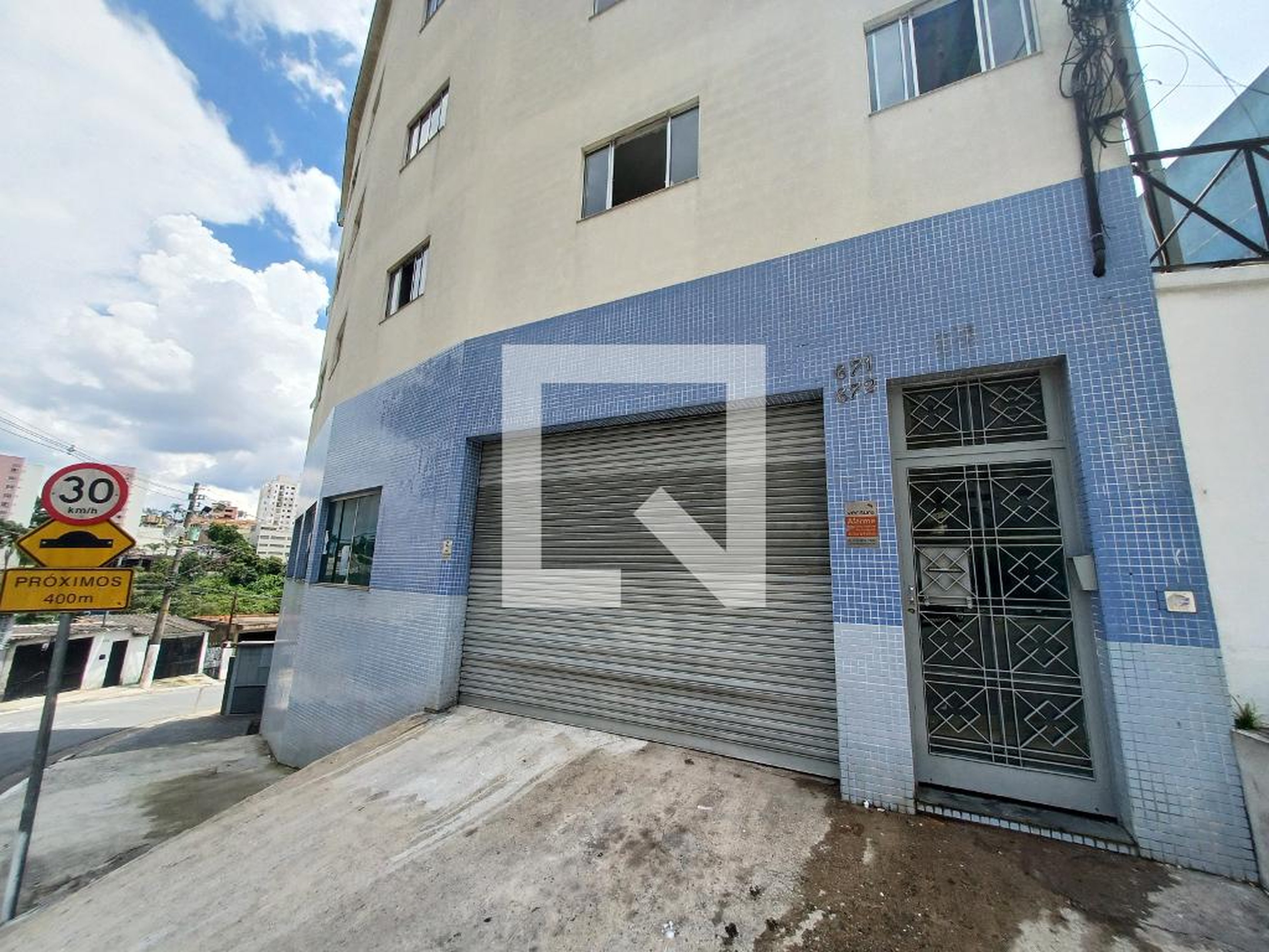 Fachada Condomínio em Rua Castanho Mirim, 671