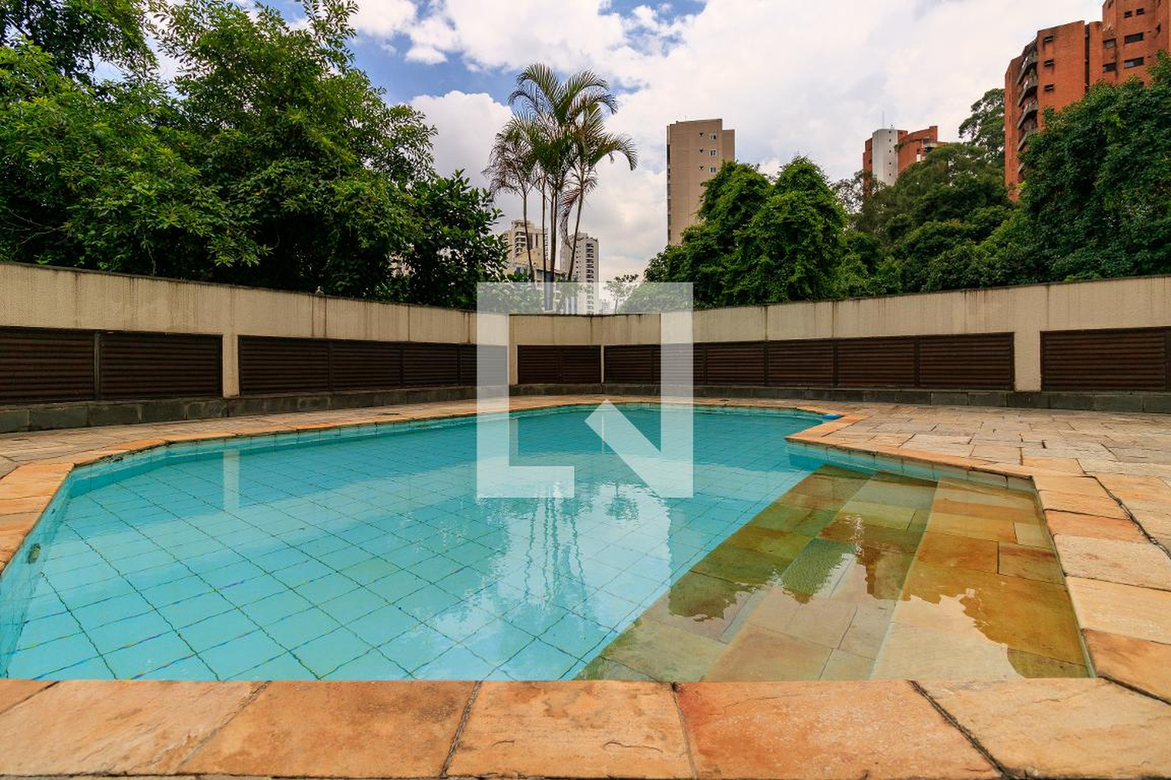 piscina - Edicício Das Acácias