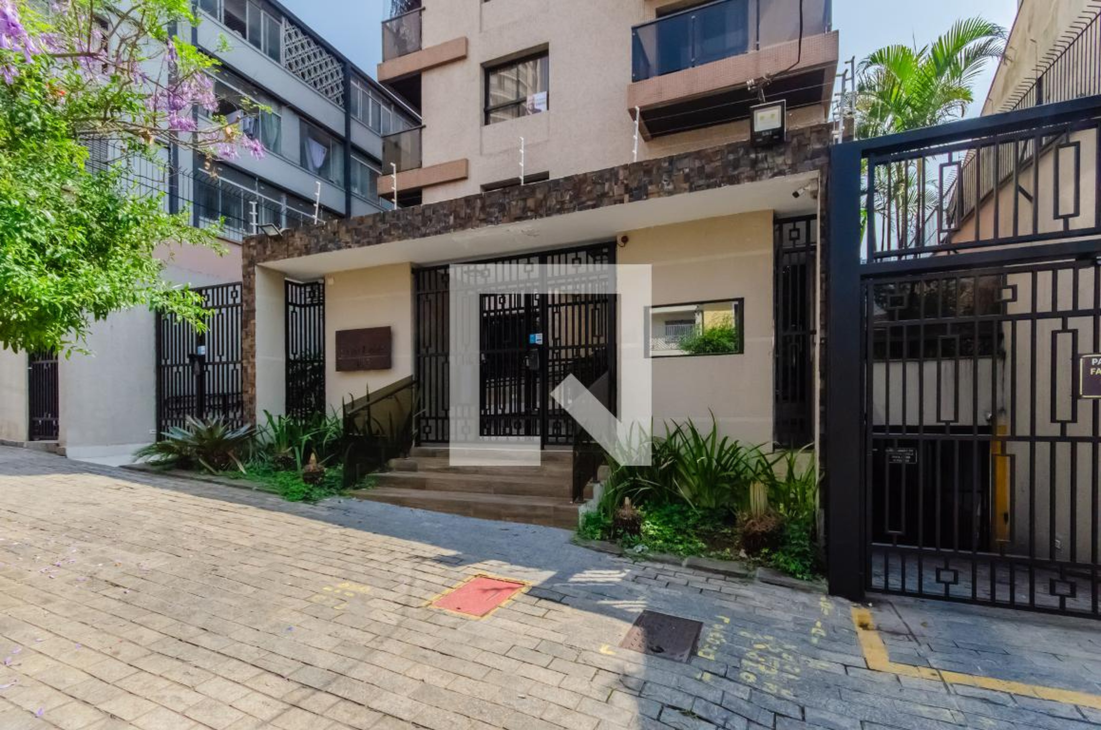 Fachada Condomínio Saint Louis