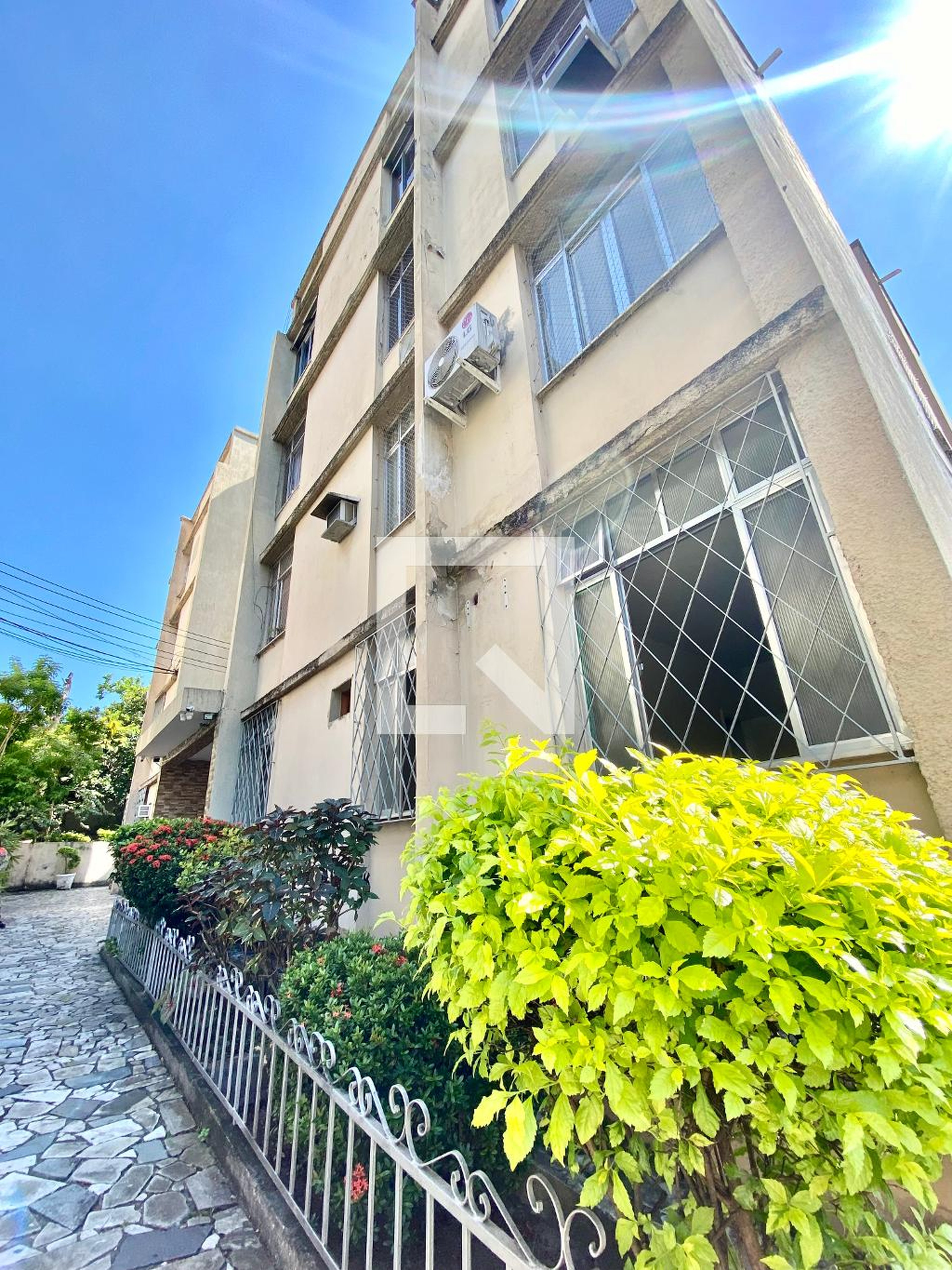 Fachada do Prédio Residencial Engenho de Dentro