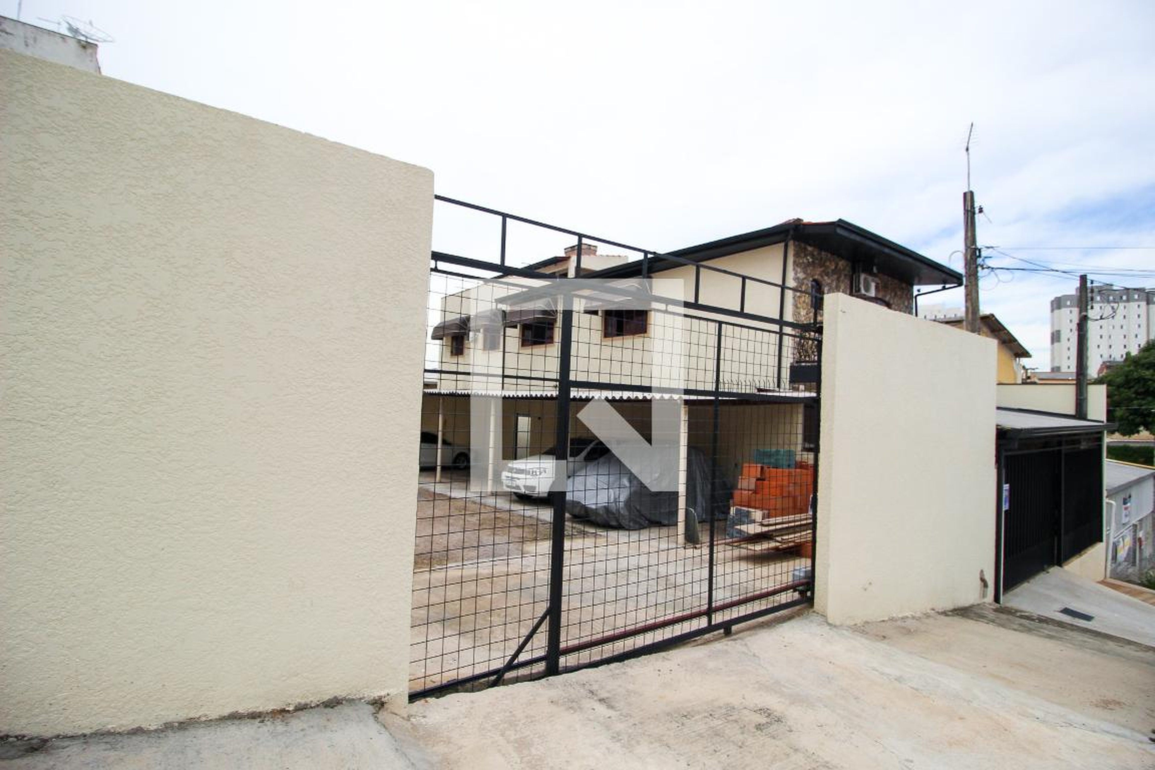 Fachada Condomínio em Rua Bento Gonçalves, 325