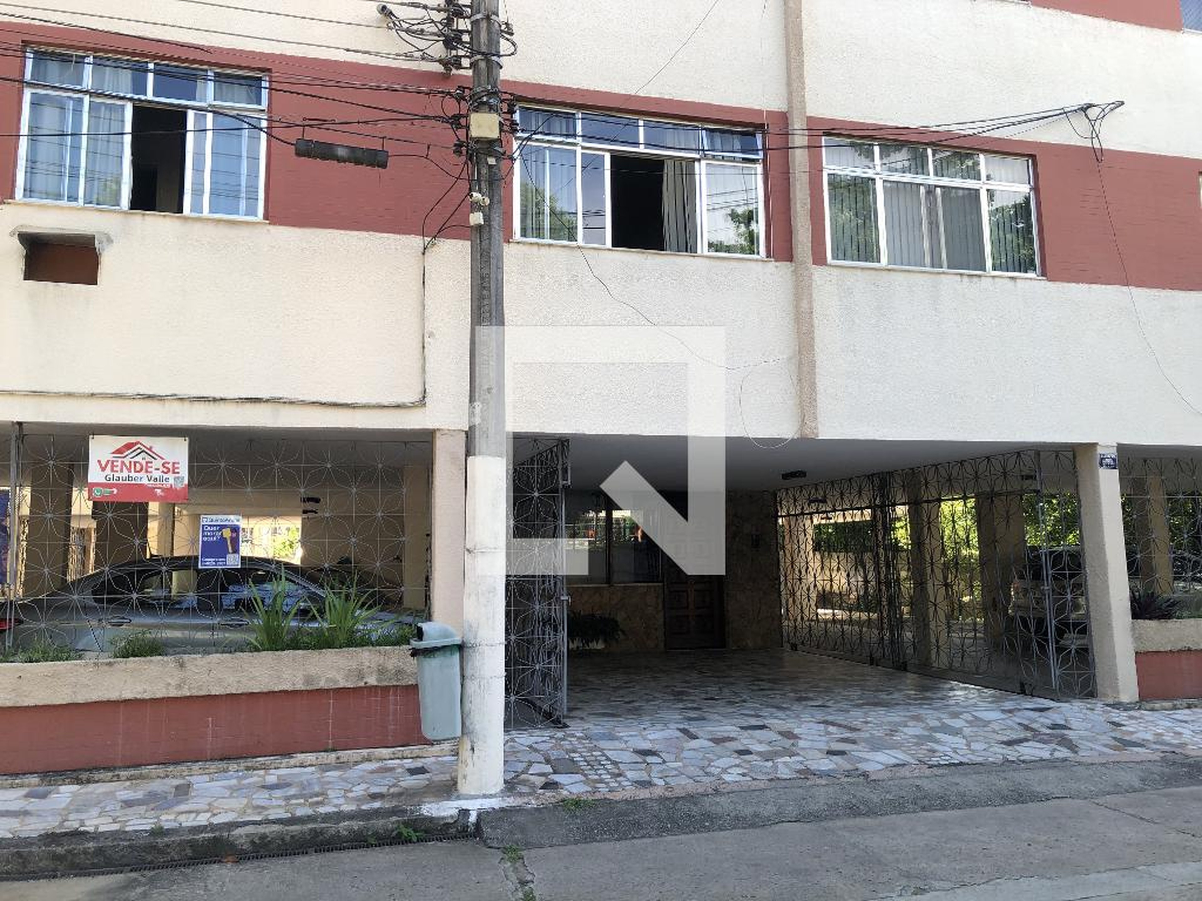 Fachada Condomínio em Rua Haroldo Lôbo, 415