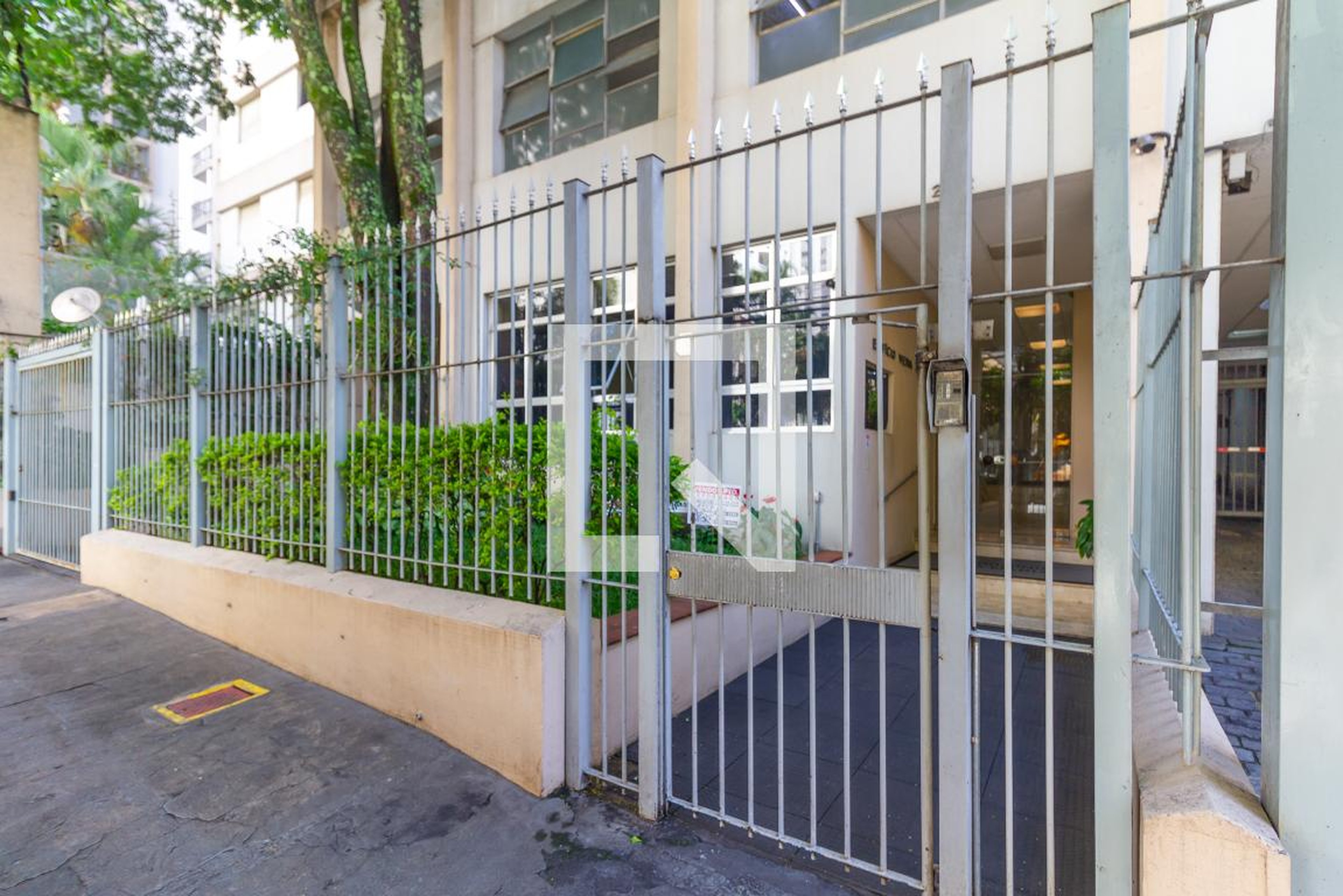 Fachada Condomínio Vera Maria