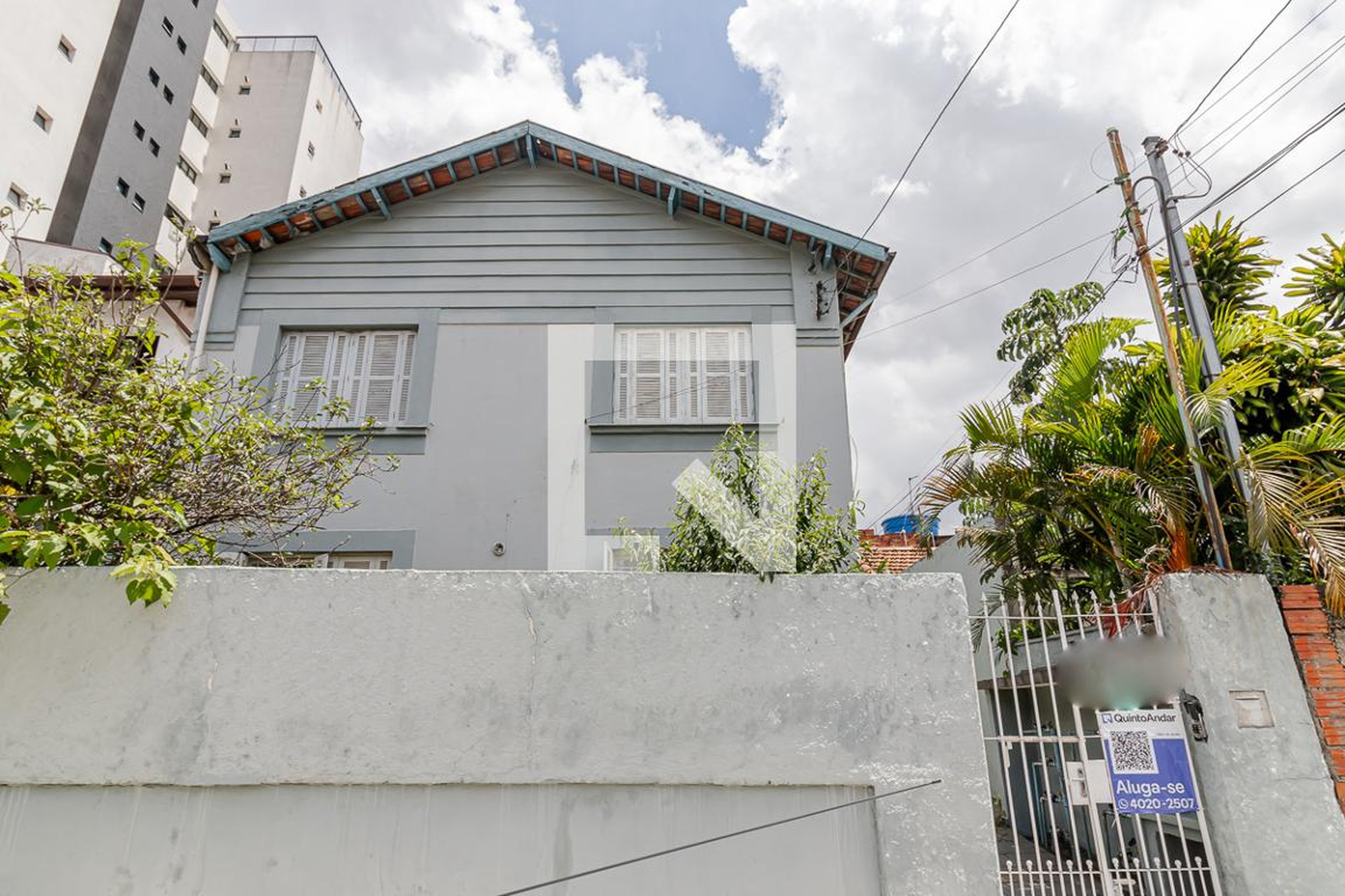 Fachada Condomínio em Rua Juçara, 50