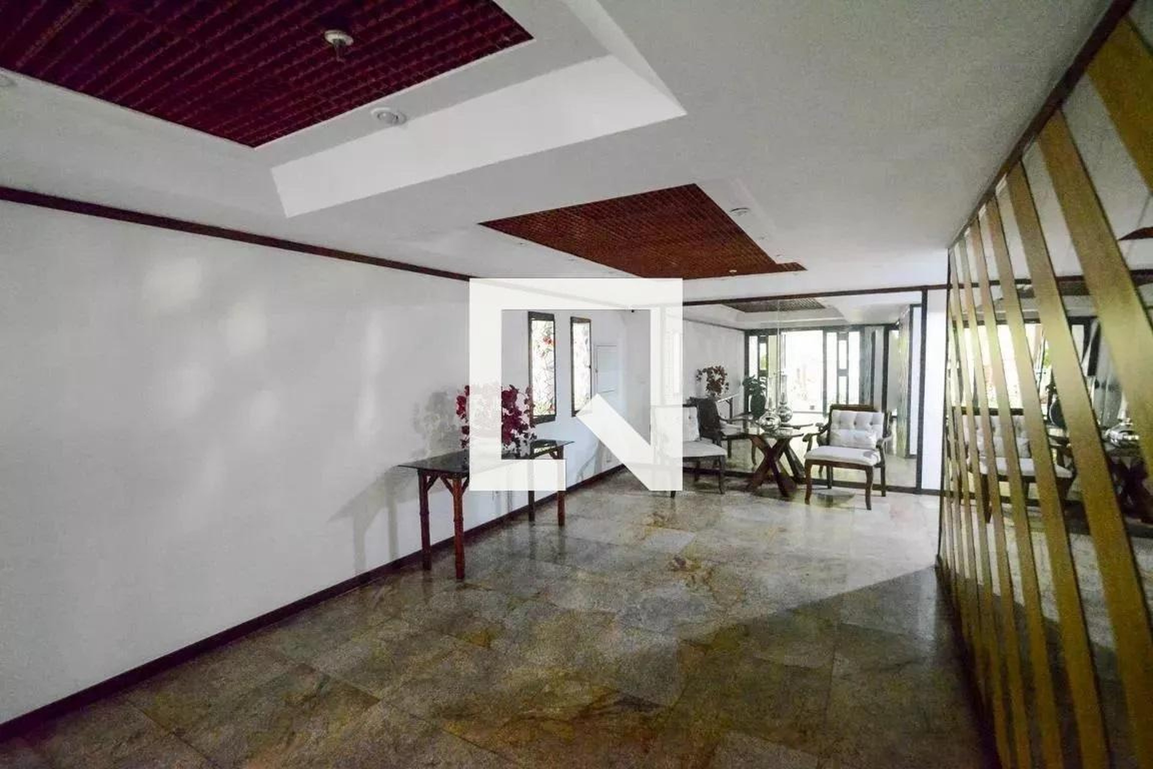 Hall - Terrasse João Dale