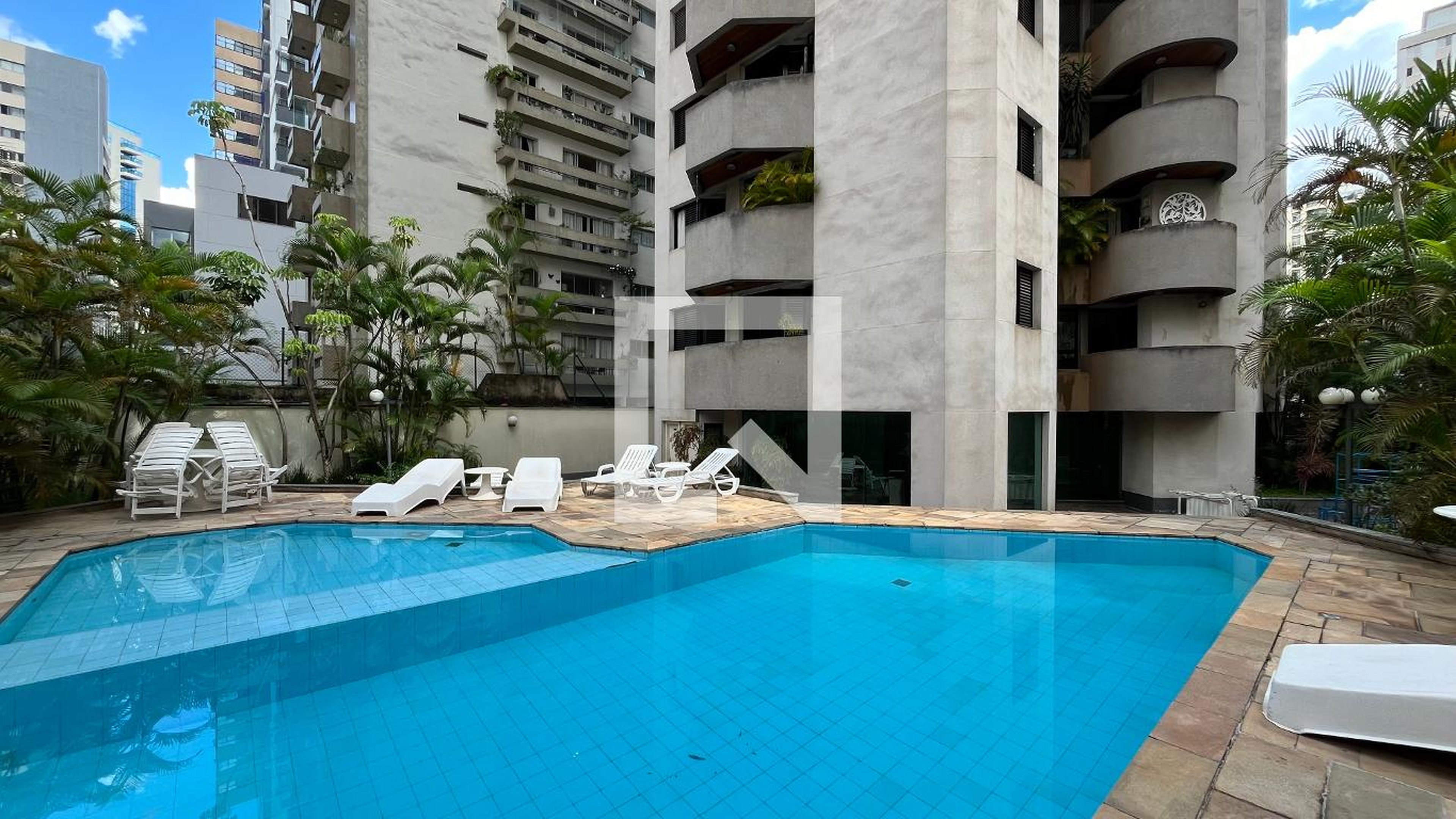 Piscina - Edifício Santa Maria Di Castellabate