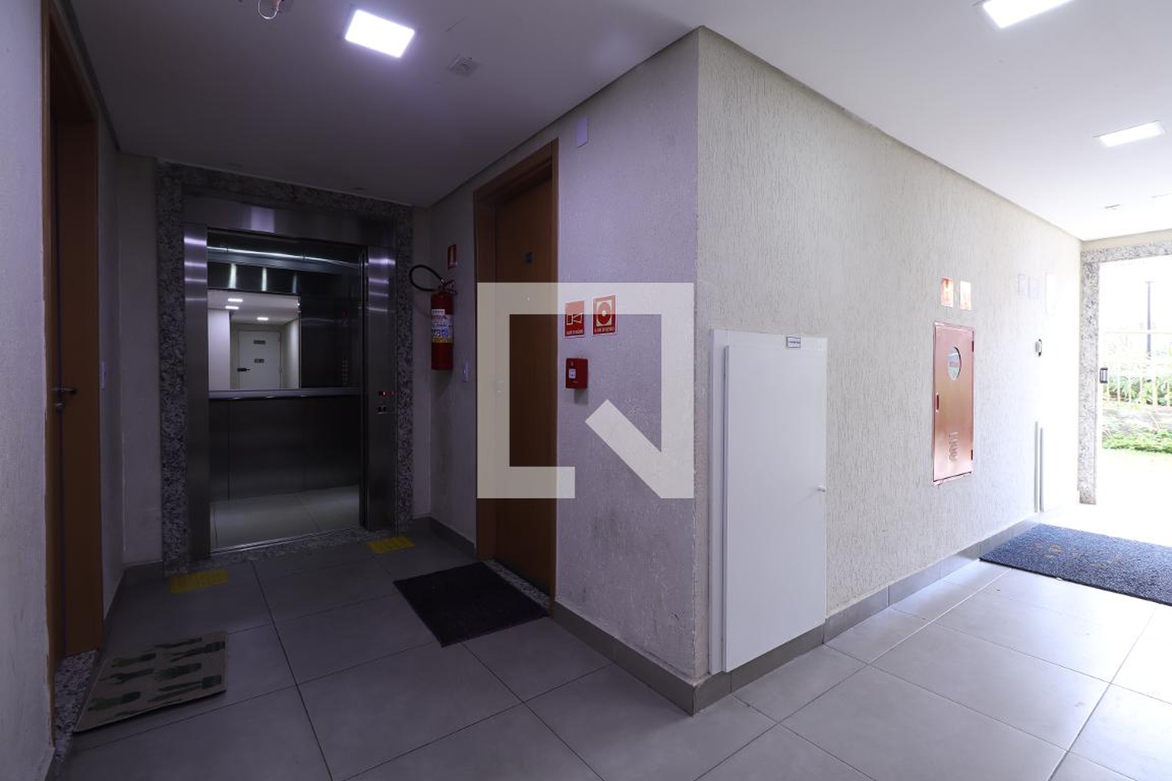 Hall de entrada - San Magno - Casa Verde e Amarela