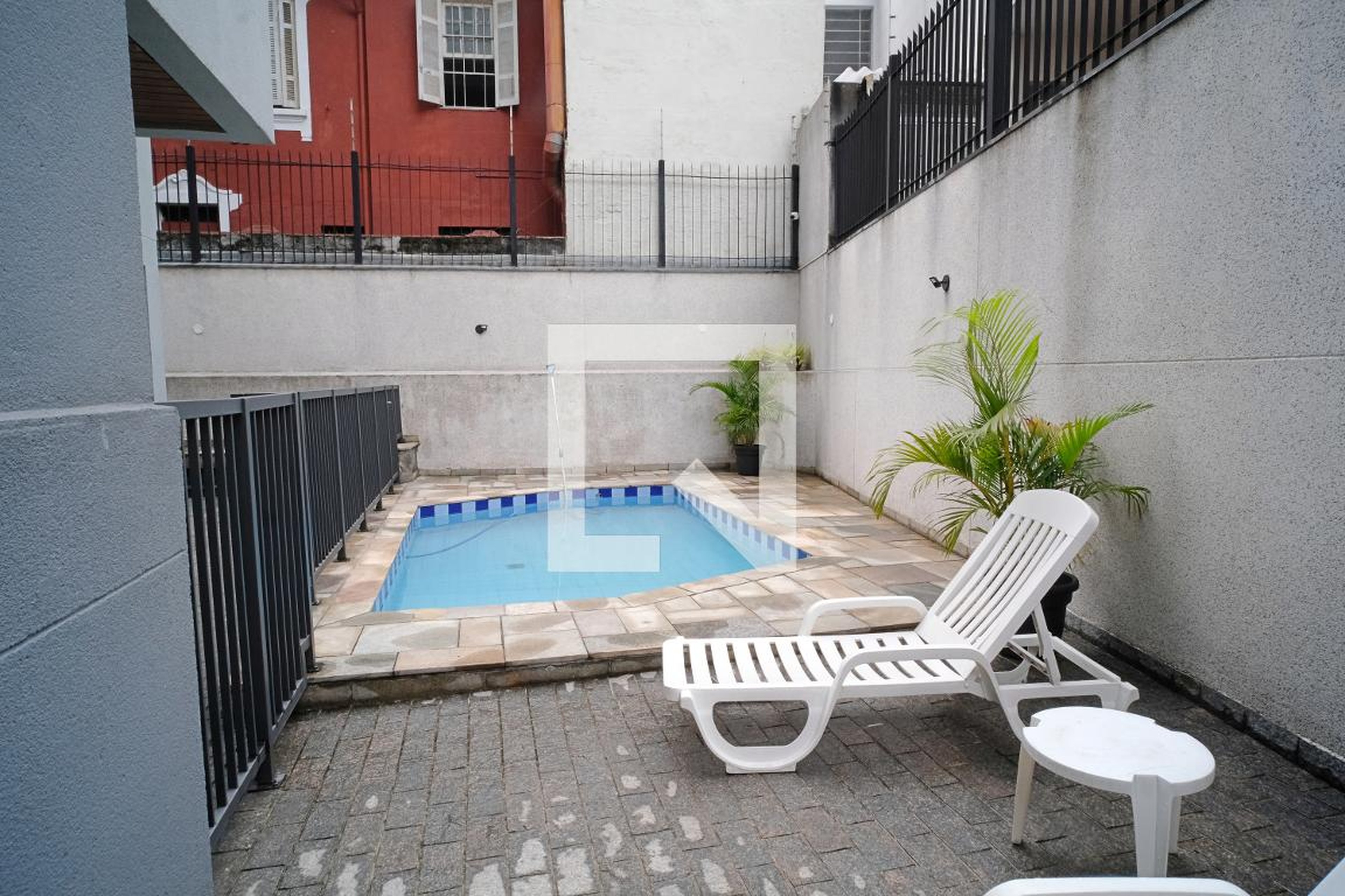 Piscina - Edifício San Marino