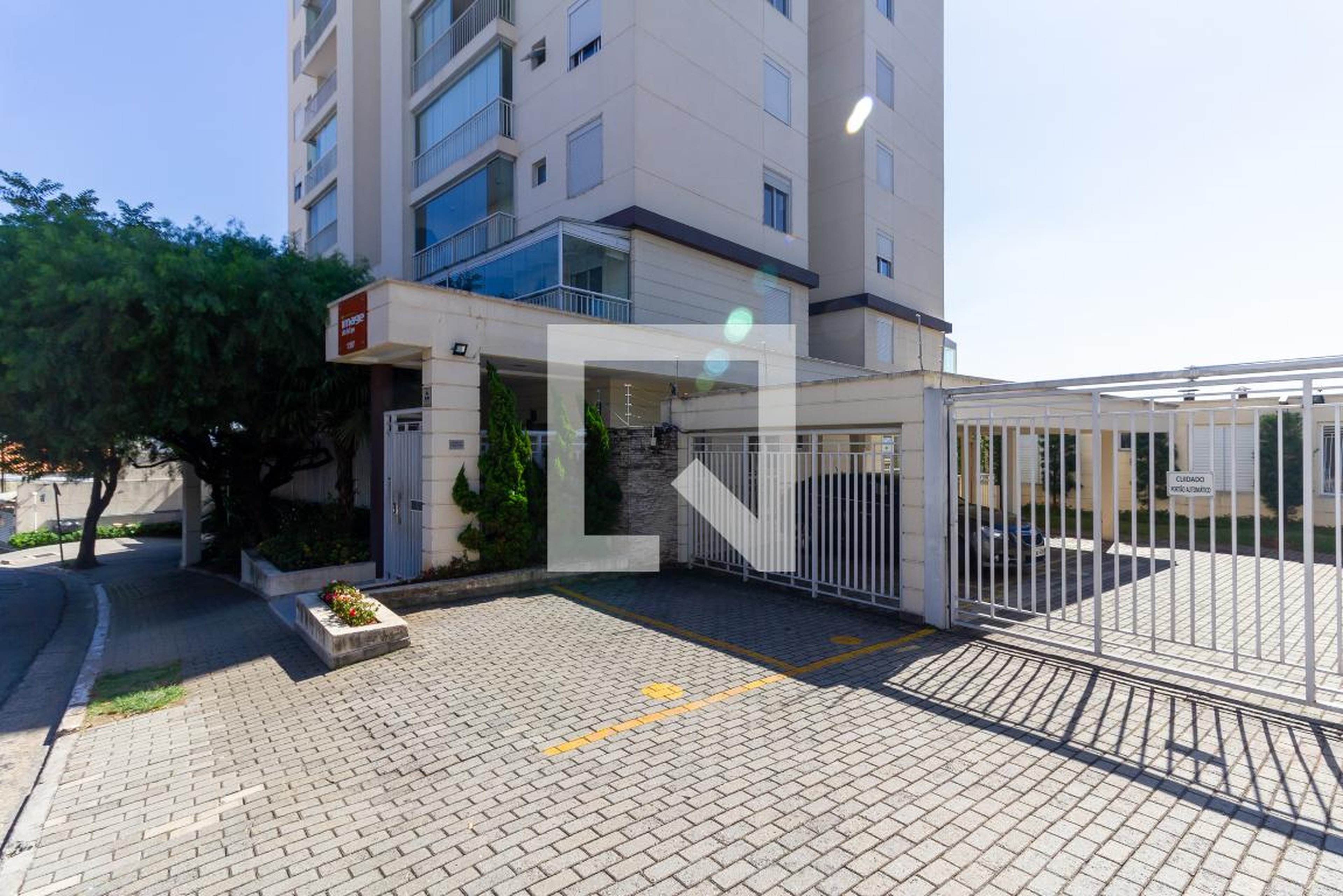 Fachada Condomínio Image