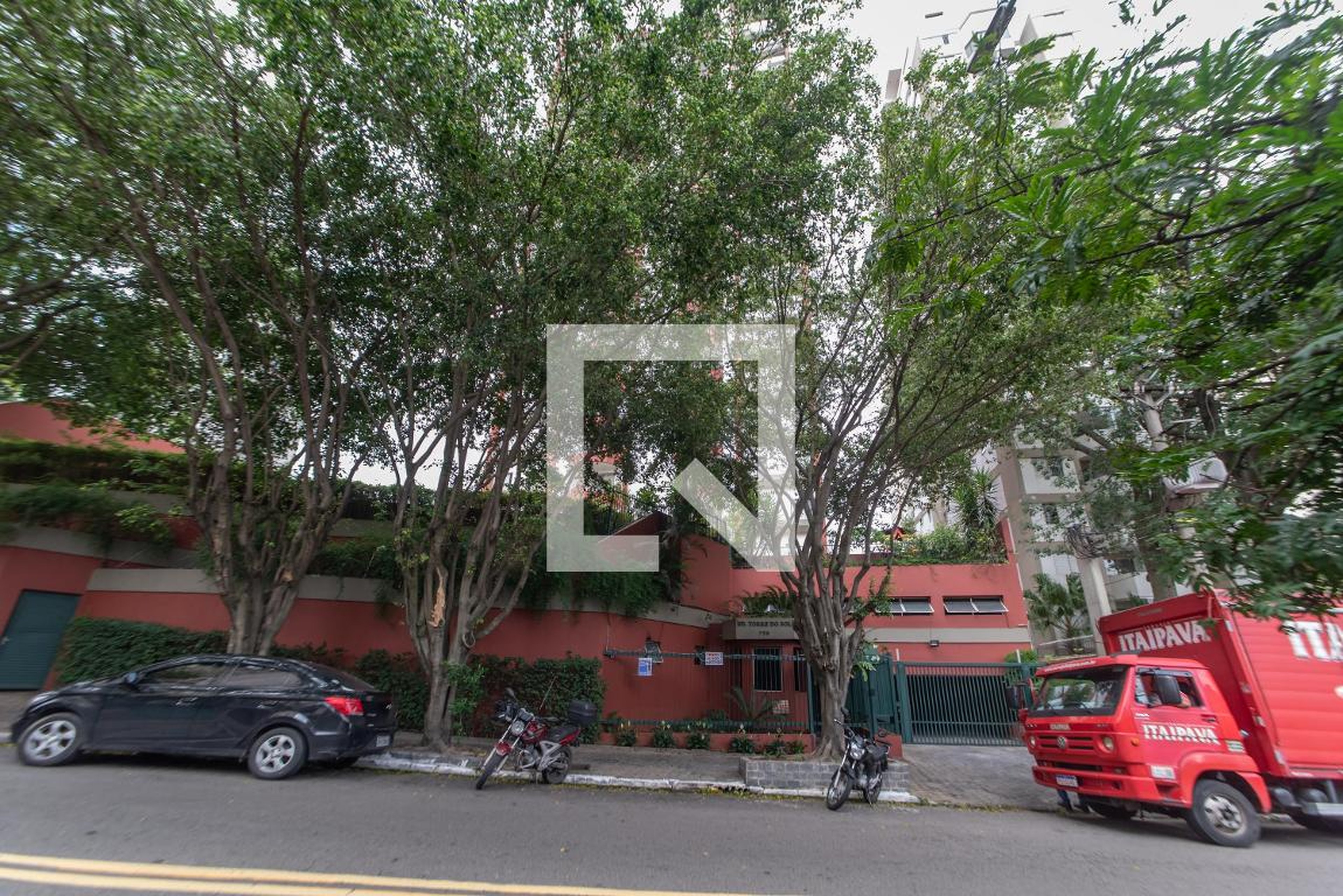 Fachada Condomínio Torre do Sol