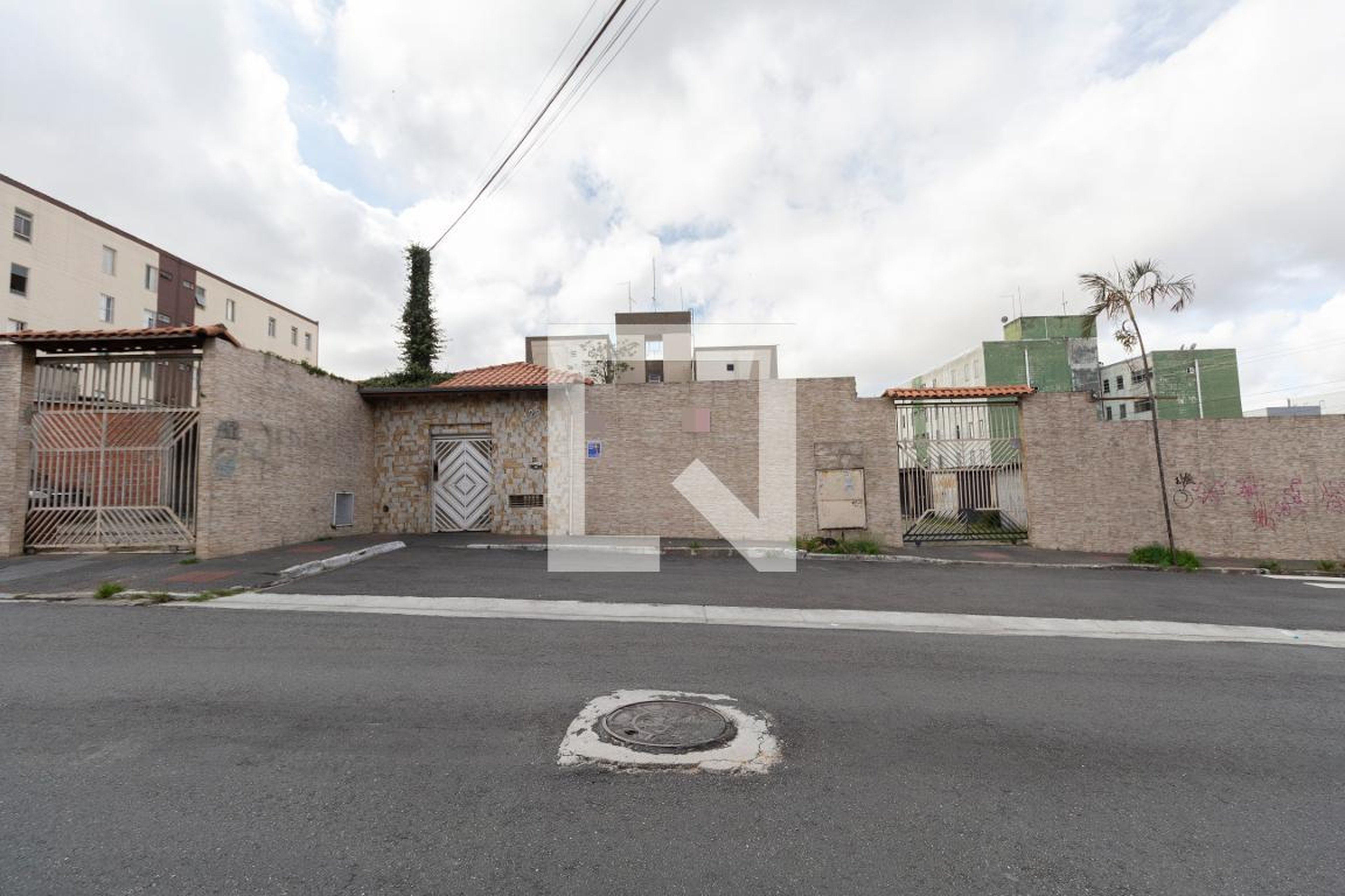 Fachada Condomínio Acacias IV