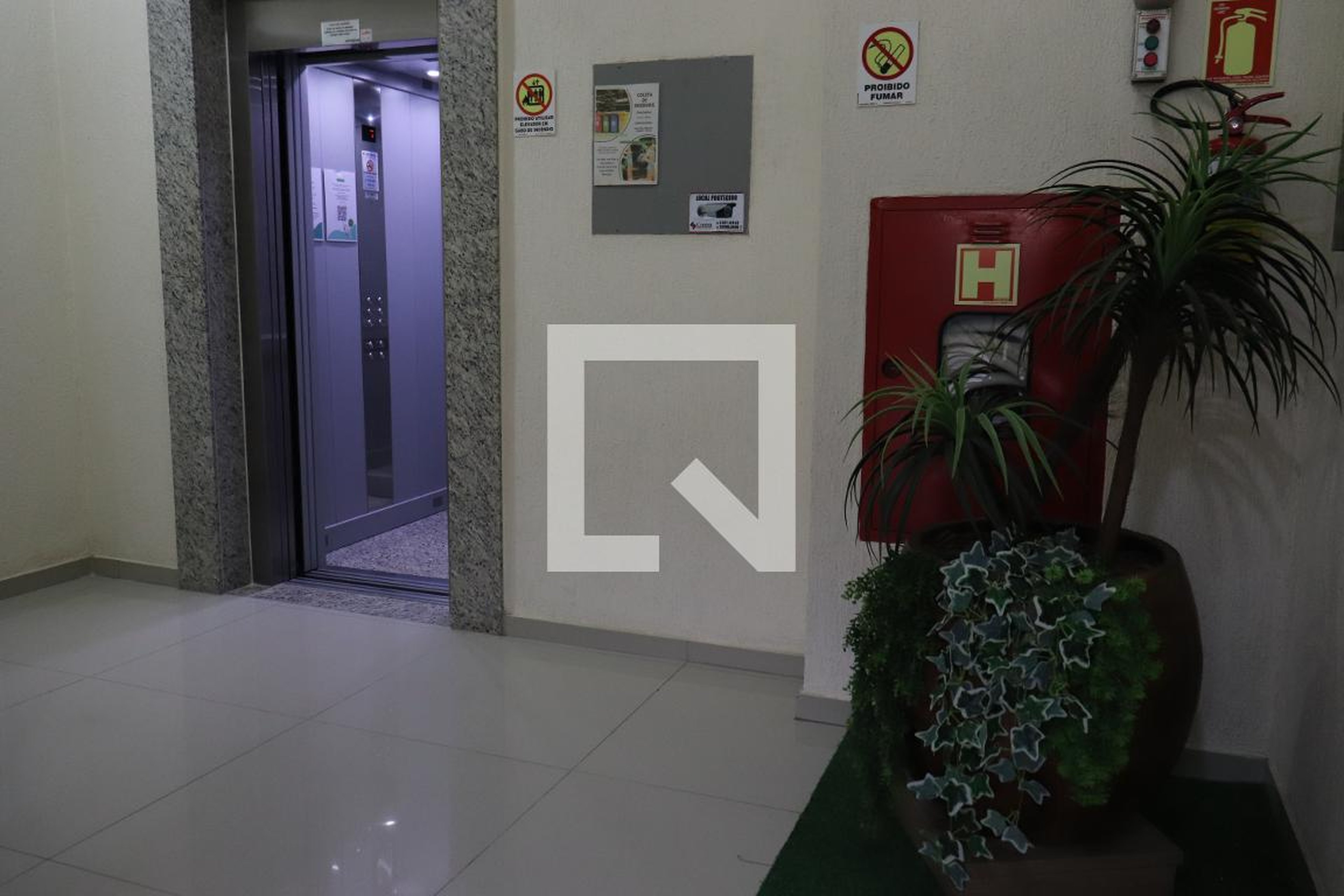 Hall de entrada - Edifício Itapema