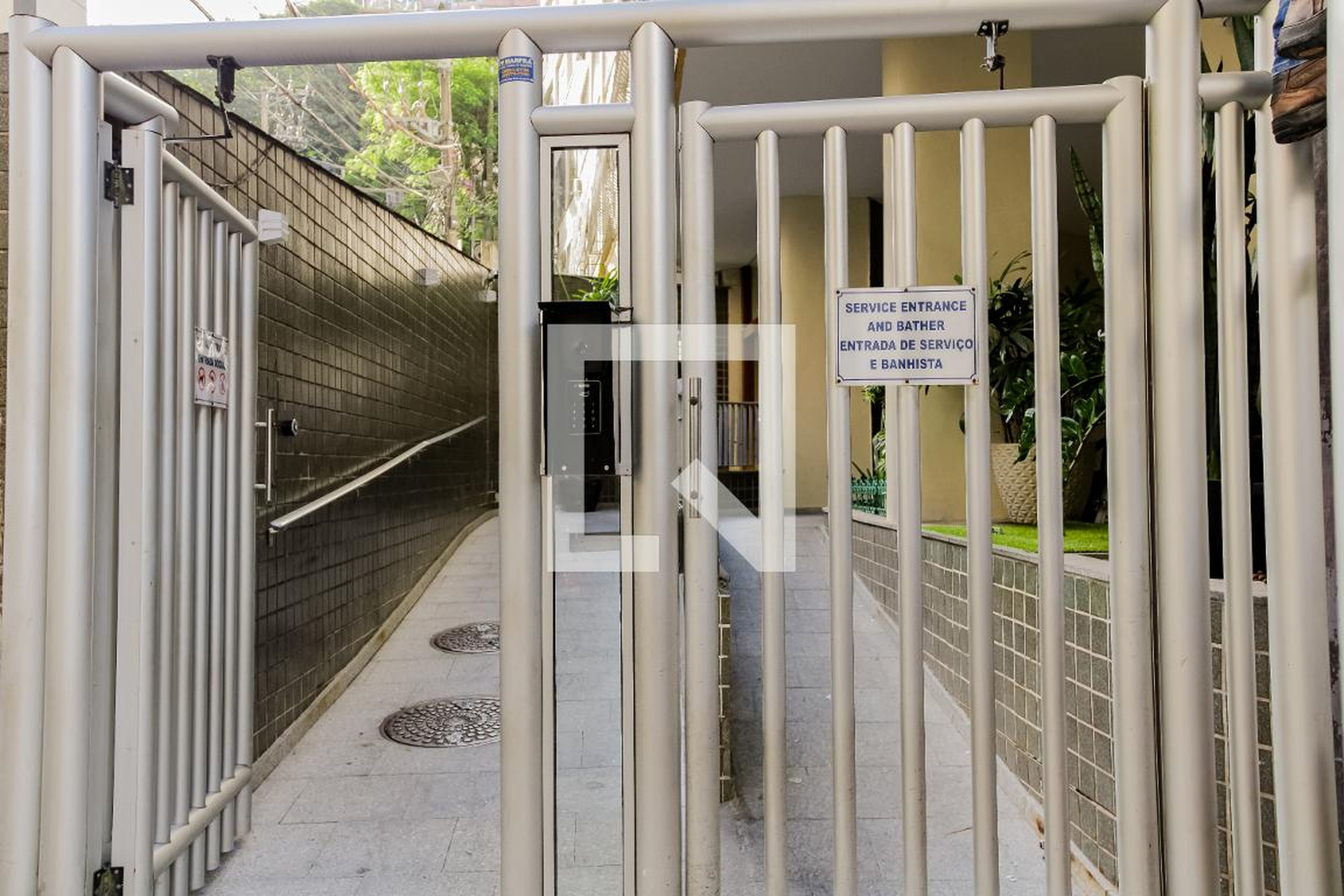 Entrada - Rue de La Paix