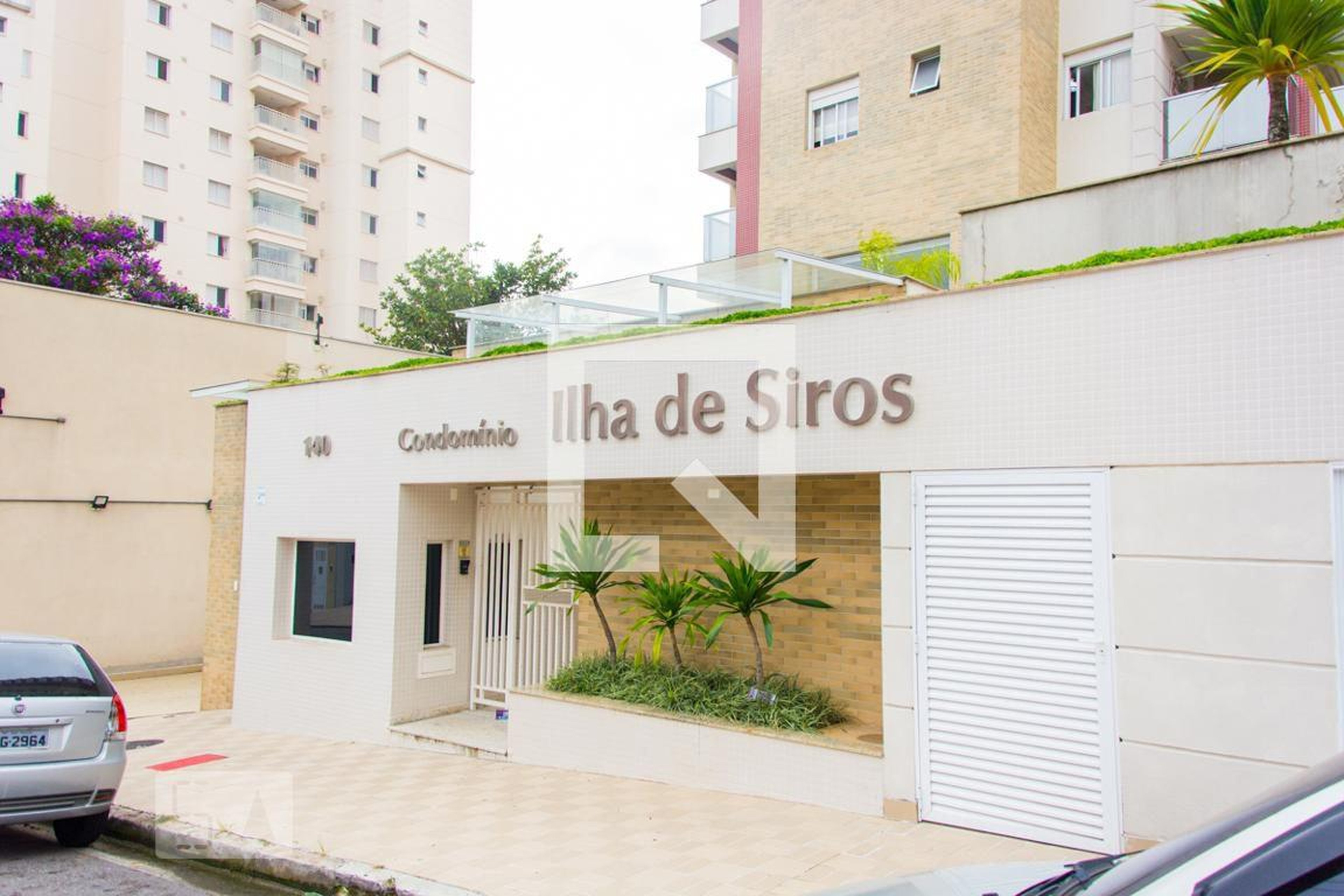 Fachada Condomínio Ilha de Siros