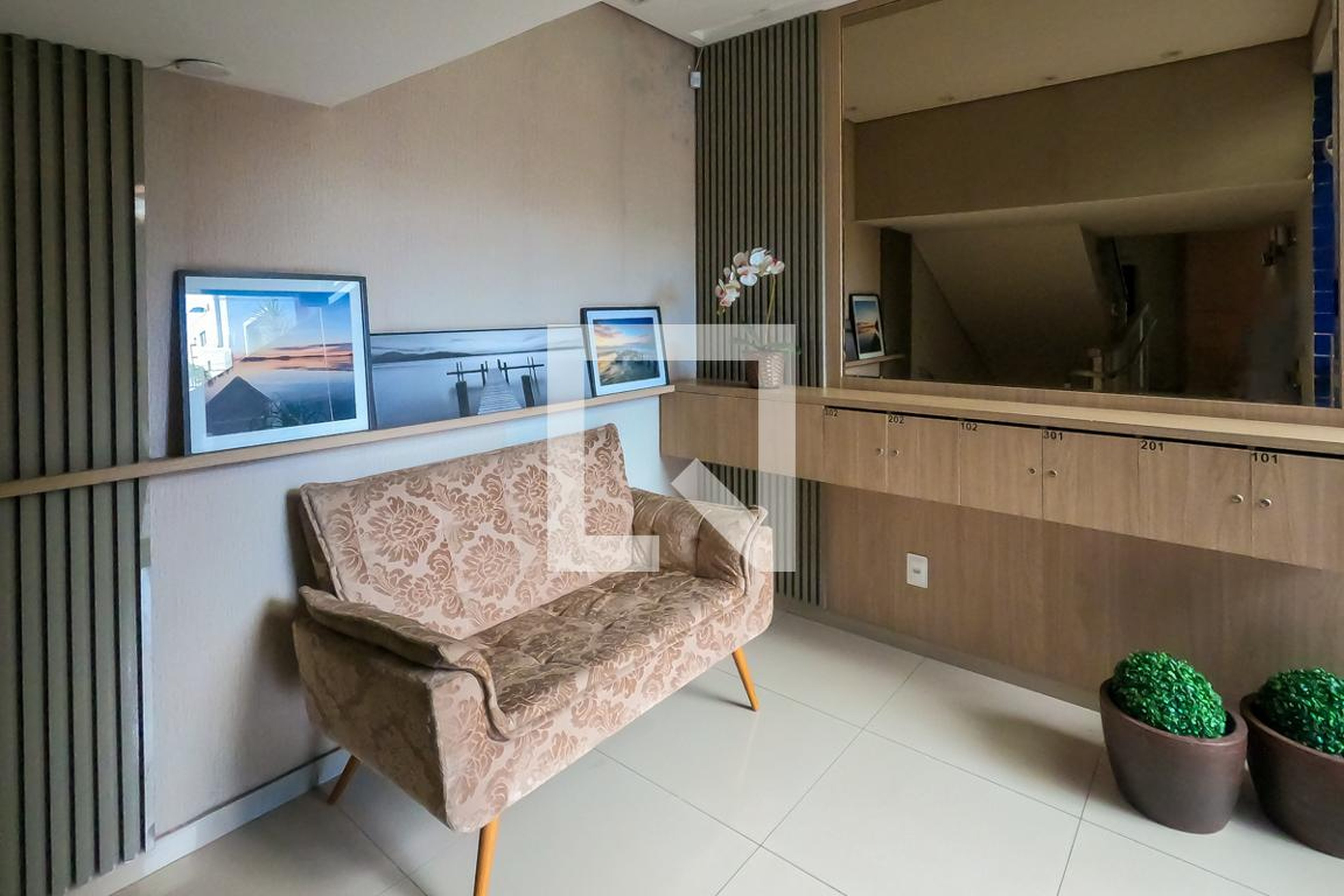 Hall social Condomínio em Rua Cândido Cardoso Miranda, 284