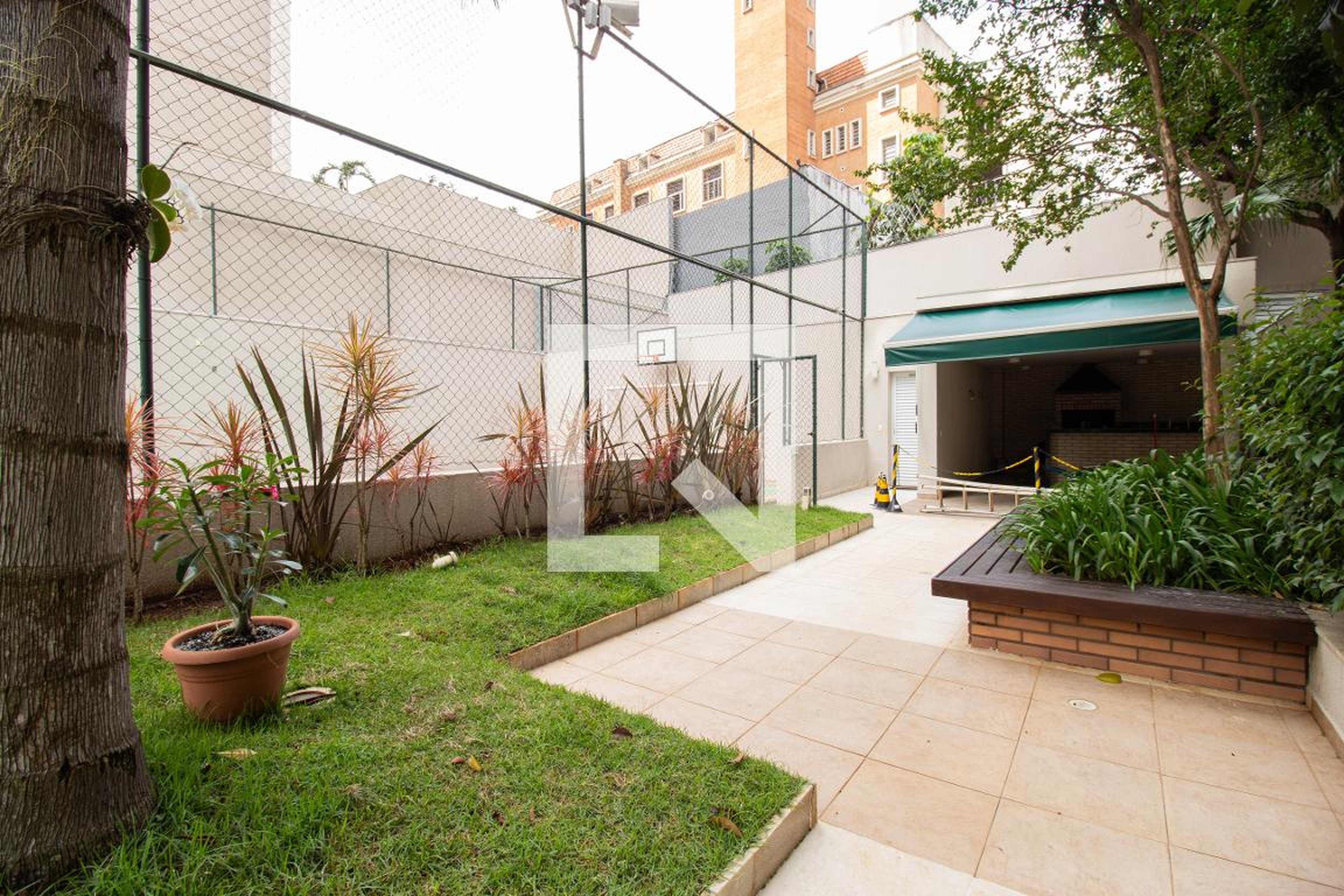 Área externa - Praça Vampré