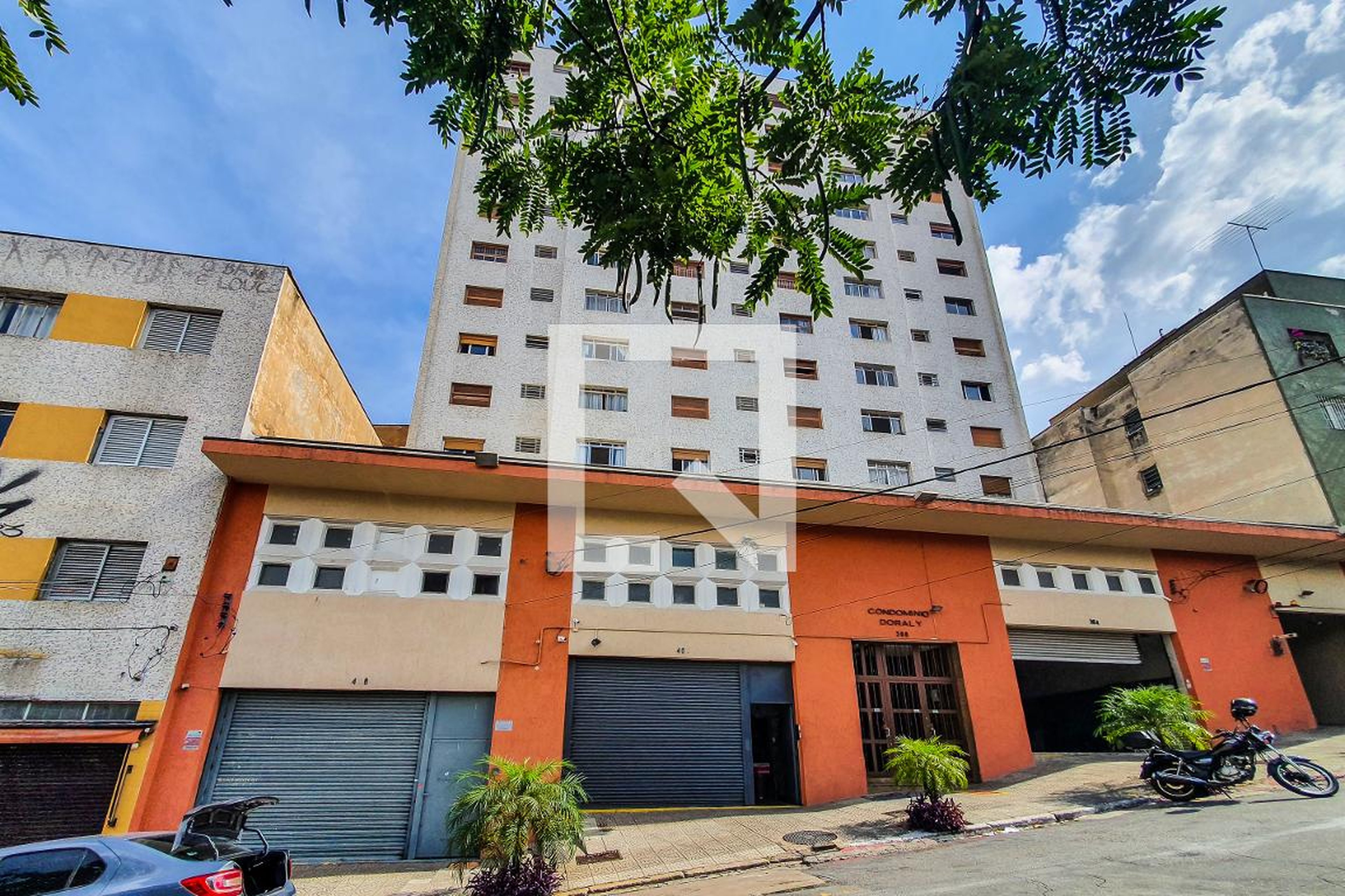 Fachada do Prédio Edifício Doraly
