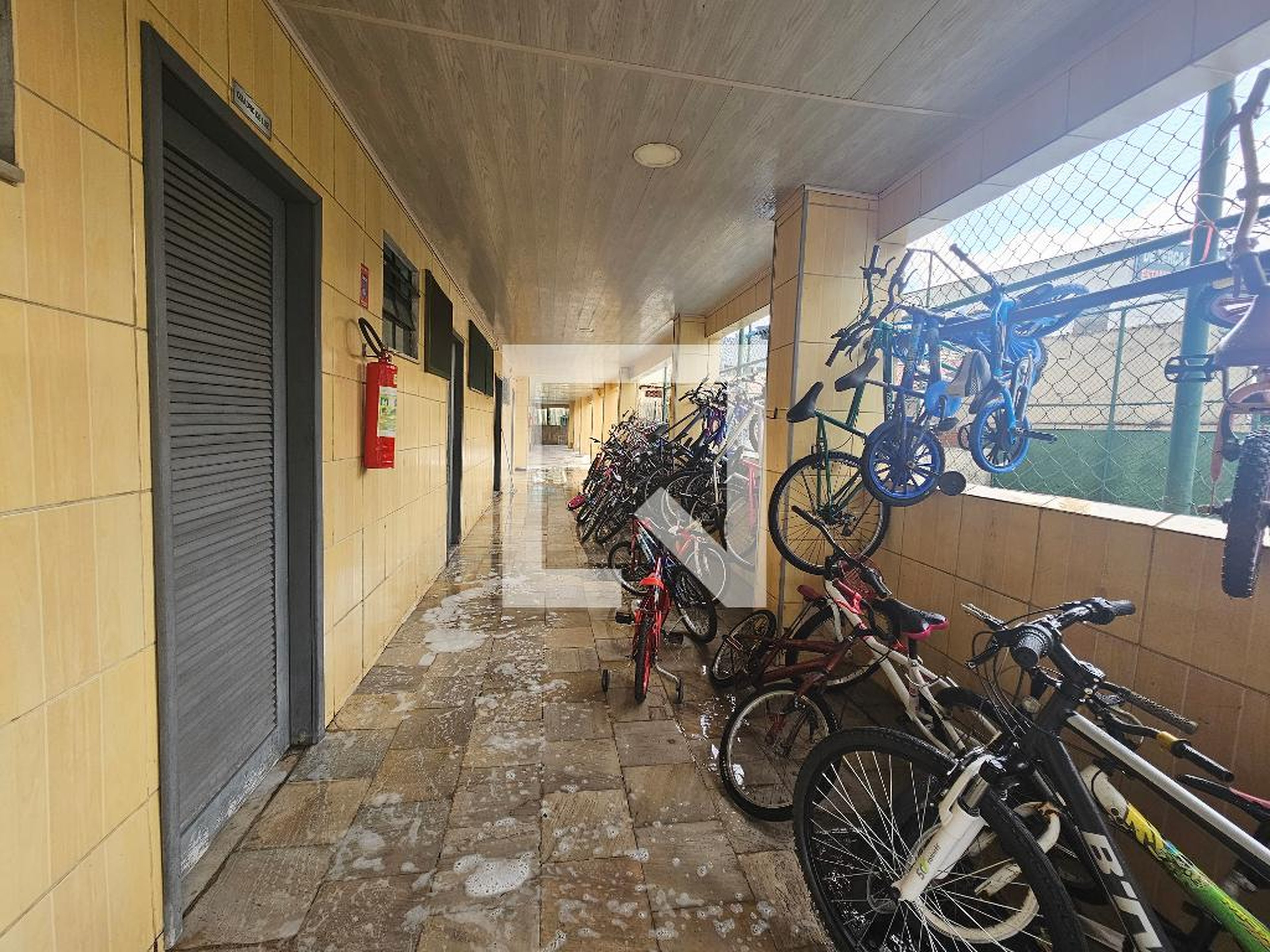 Bicicletário Condomínio Novo Irajá