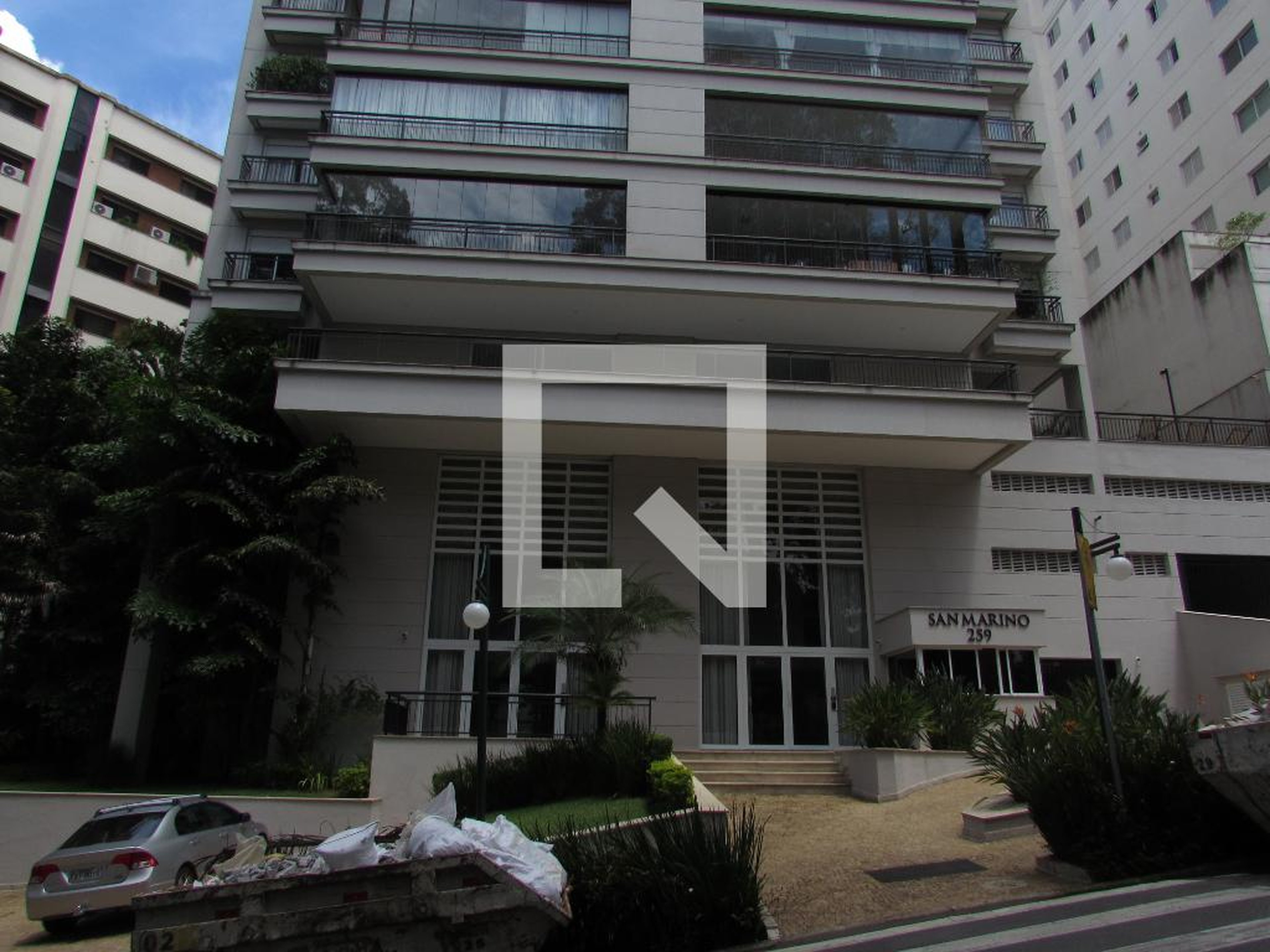 Fachada Condomínio Villa Monteverde