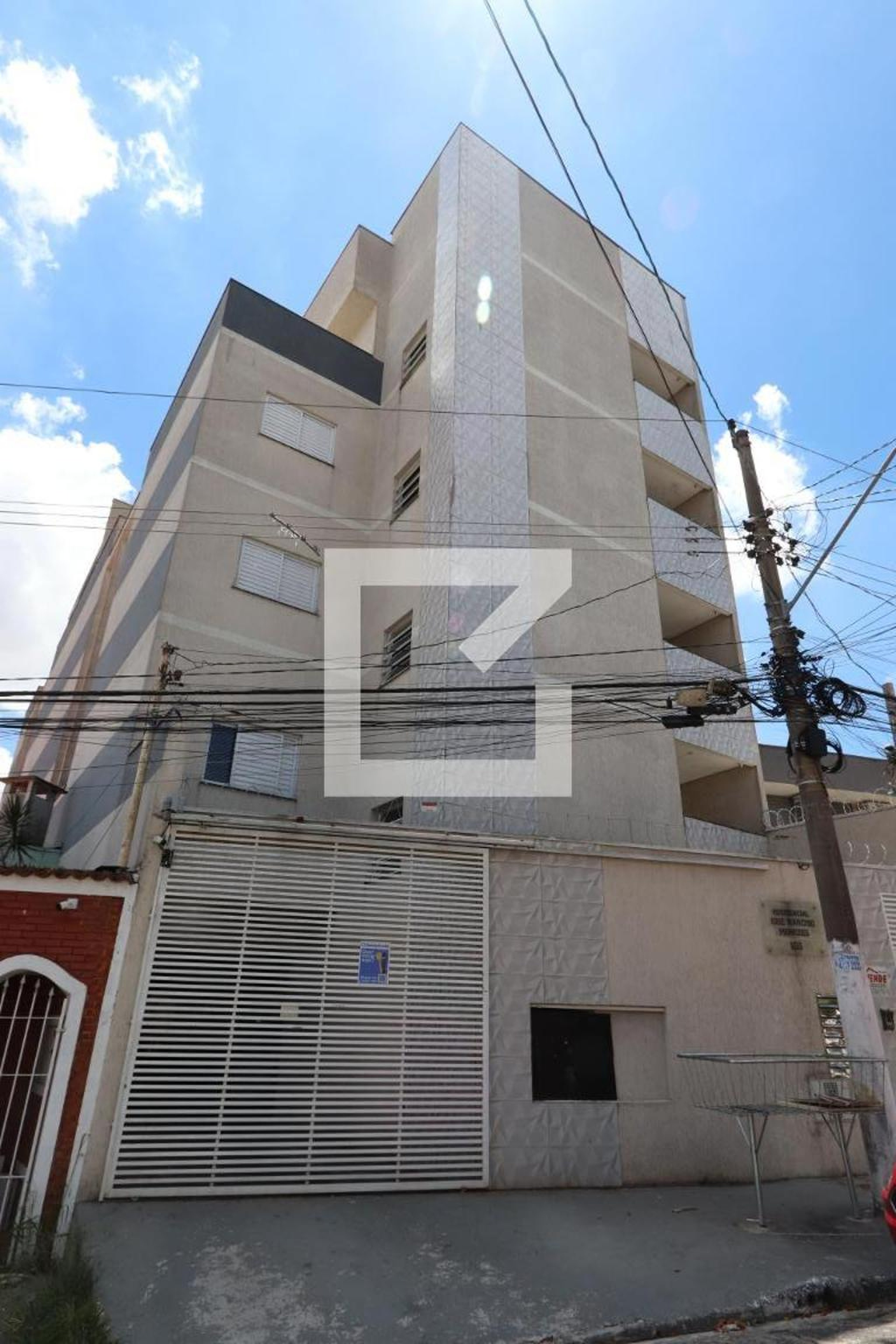 Fachada Condomínio em Rua José Narciso Menezes, 103