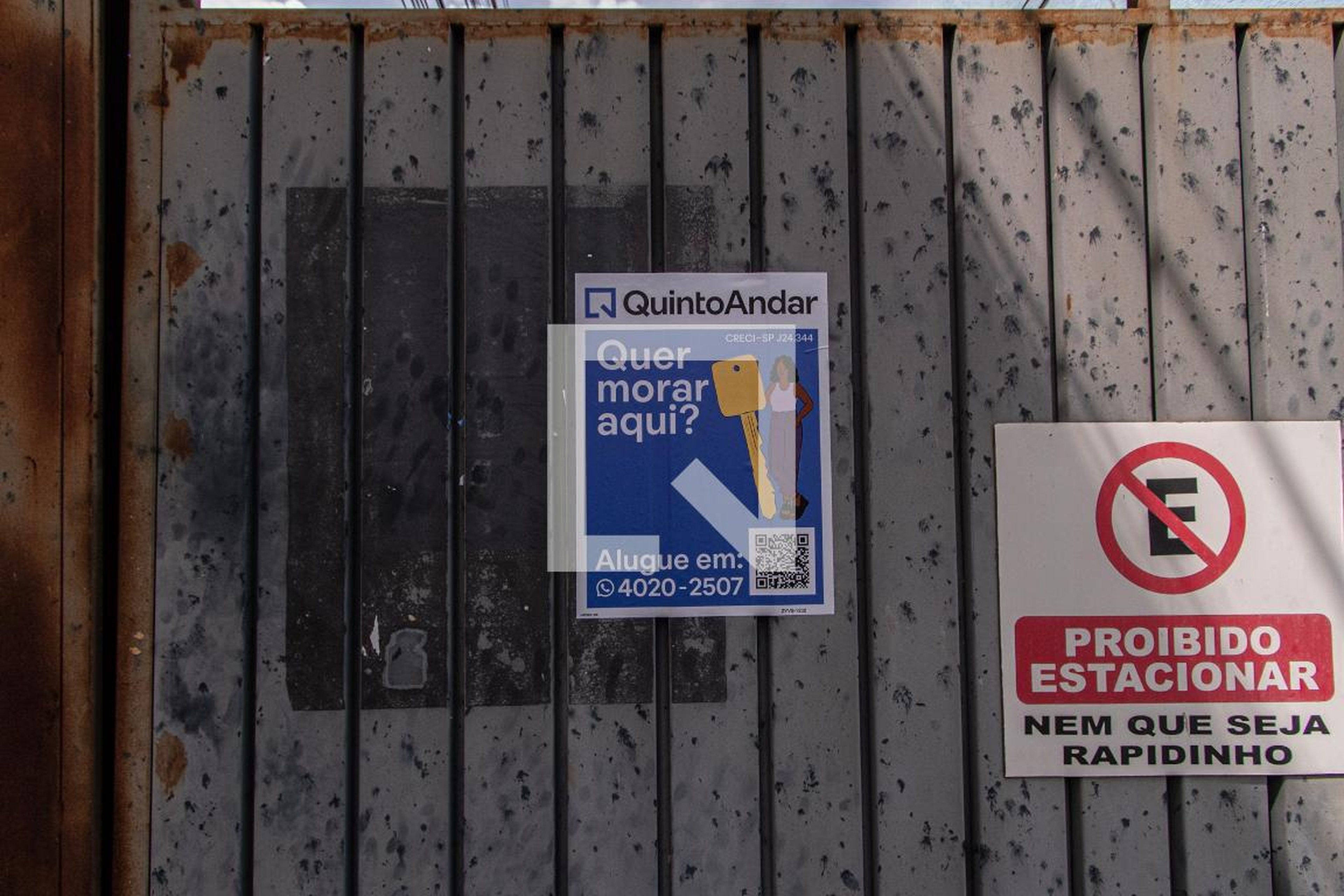 Fachada Condomínio em Rua Visconde do Rio Branco, 783