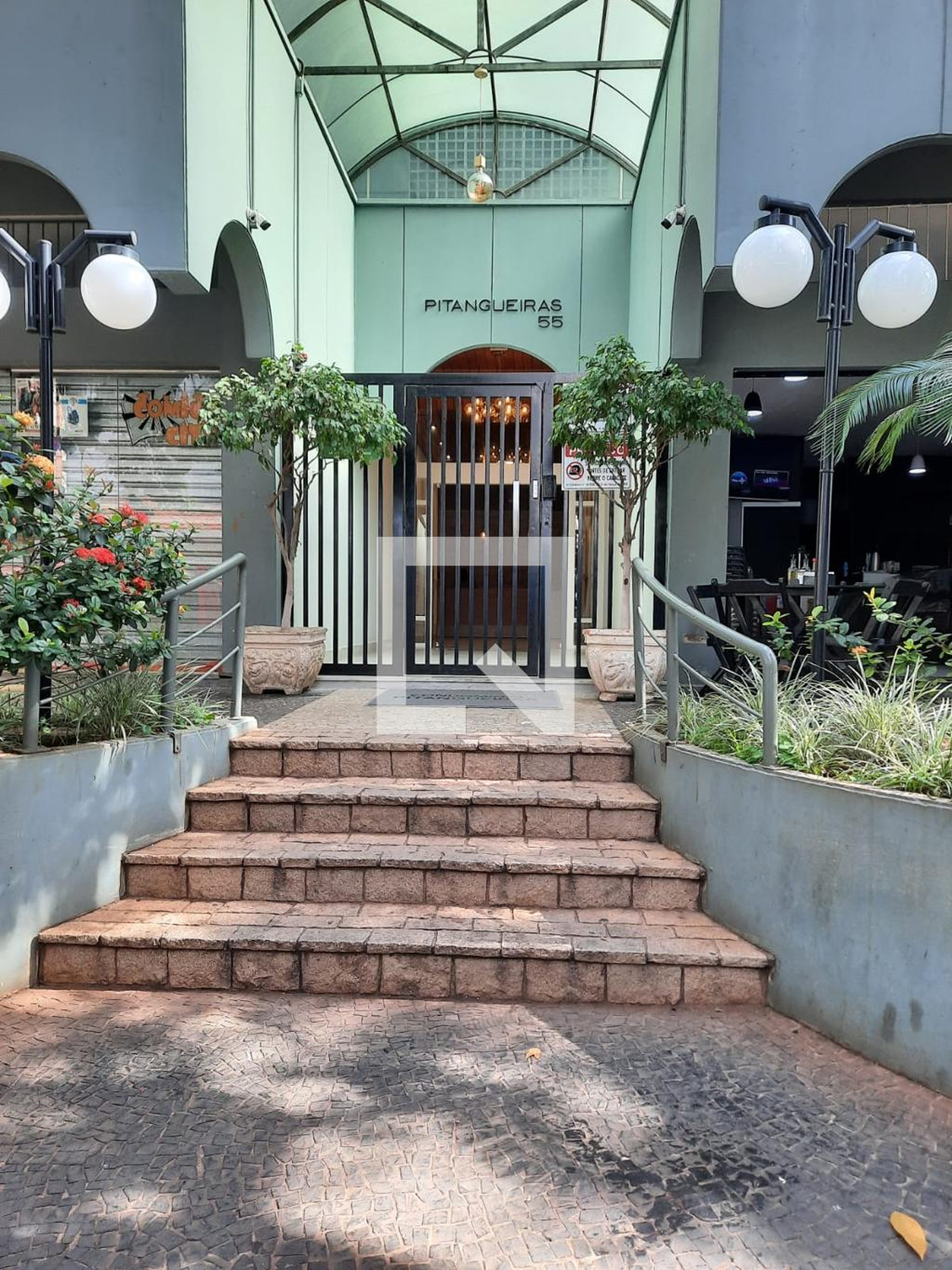 Fachada do Prédio Condomínio em Rua Quatorze de Dezembro, 147