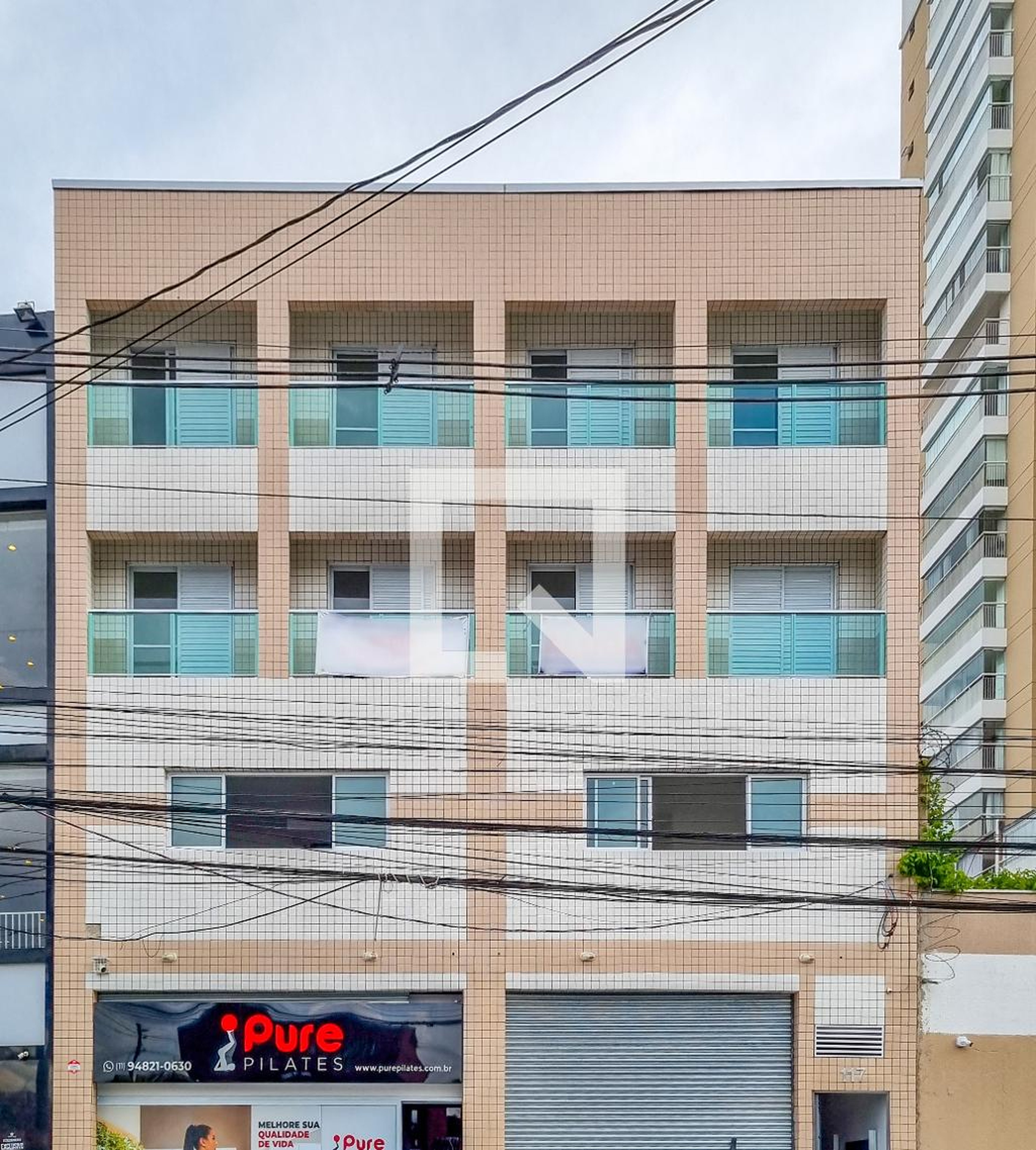 Fachada Condomínio em Estrada do Campo Limpo, 117