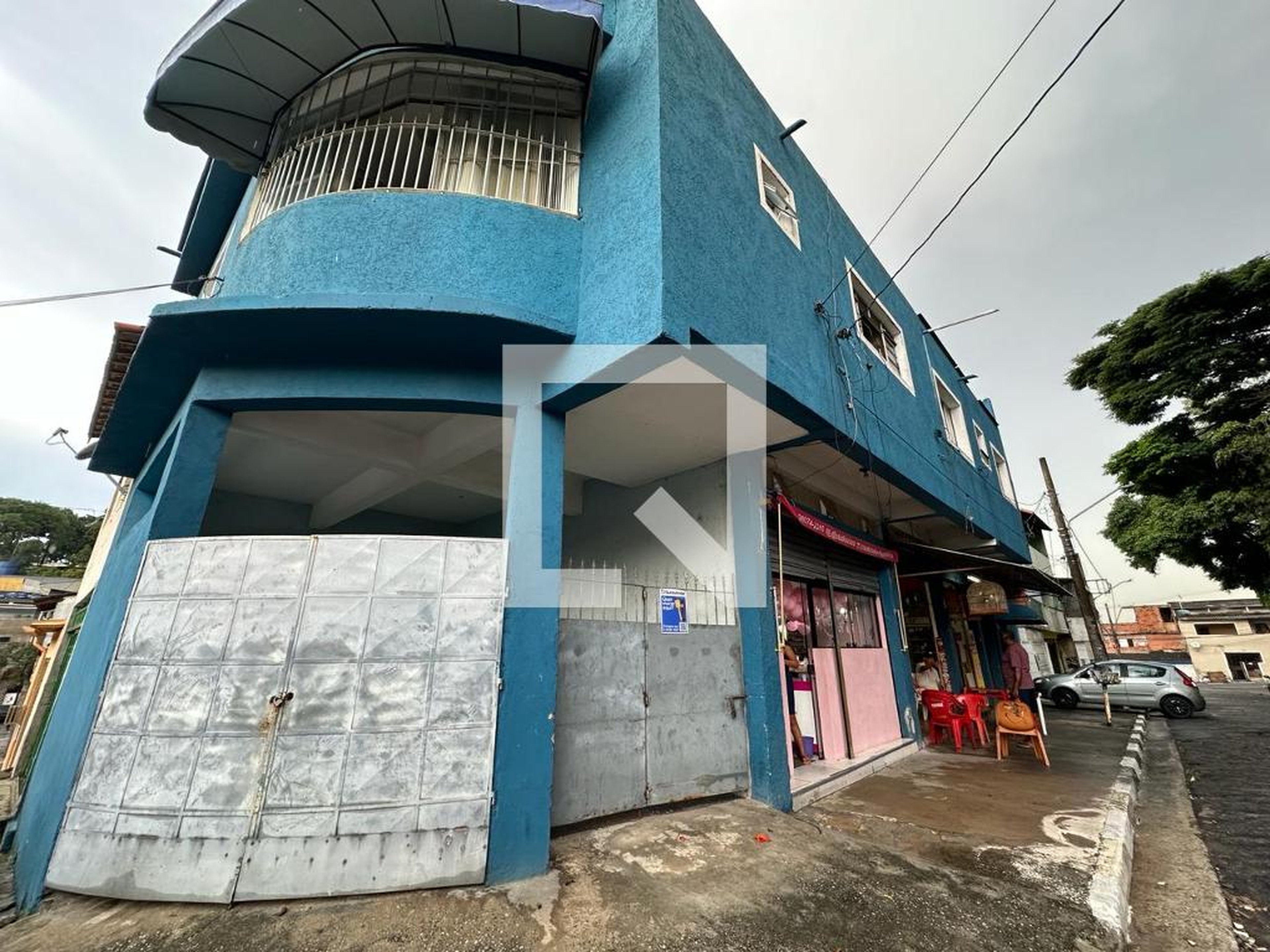 Fachada Condomínio em Viela Camboriú, 54