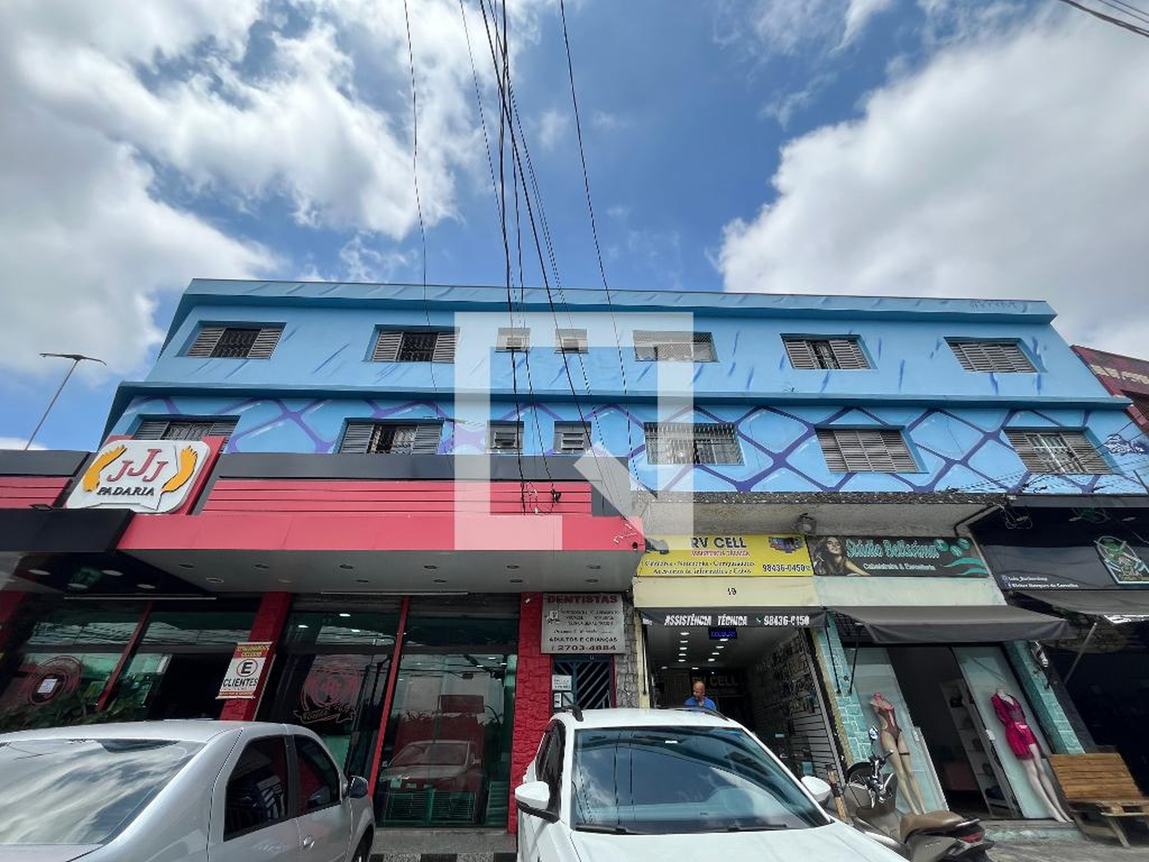 Fachada Condomínio em Rua Luís Juliani, 19